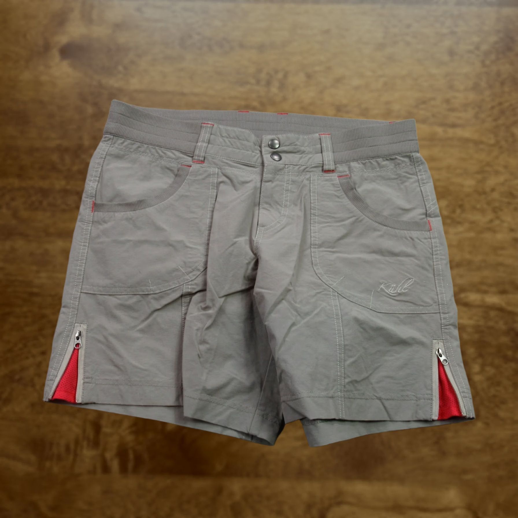 Vintage Kuhl Shorts Womens 8 Lightweight Outdoors Pockets Gray Chino Casual Size 30" / US 8 / IT 44 - 1 Thumbnail
