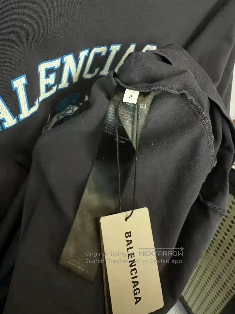 Balenciaga Balenciaga Dark Blue Crown and Wheat Pattern Short Sleeve Size US M / EU 48-50 / 2 - 3 Thumbnail