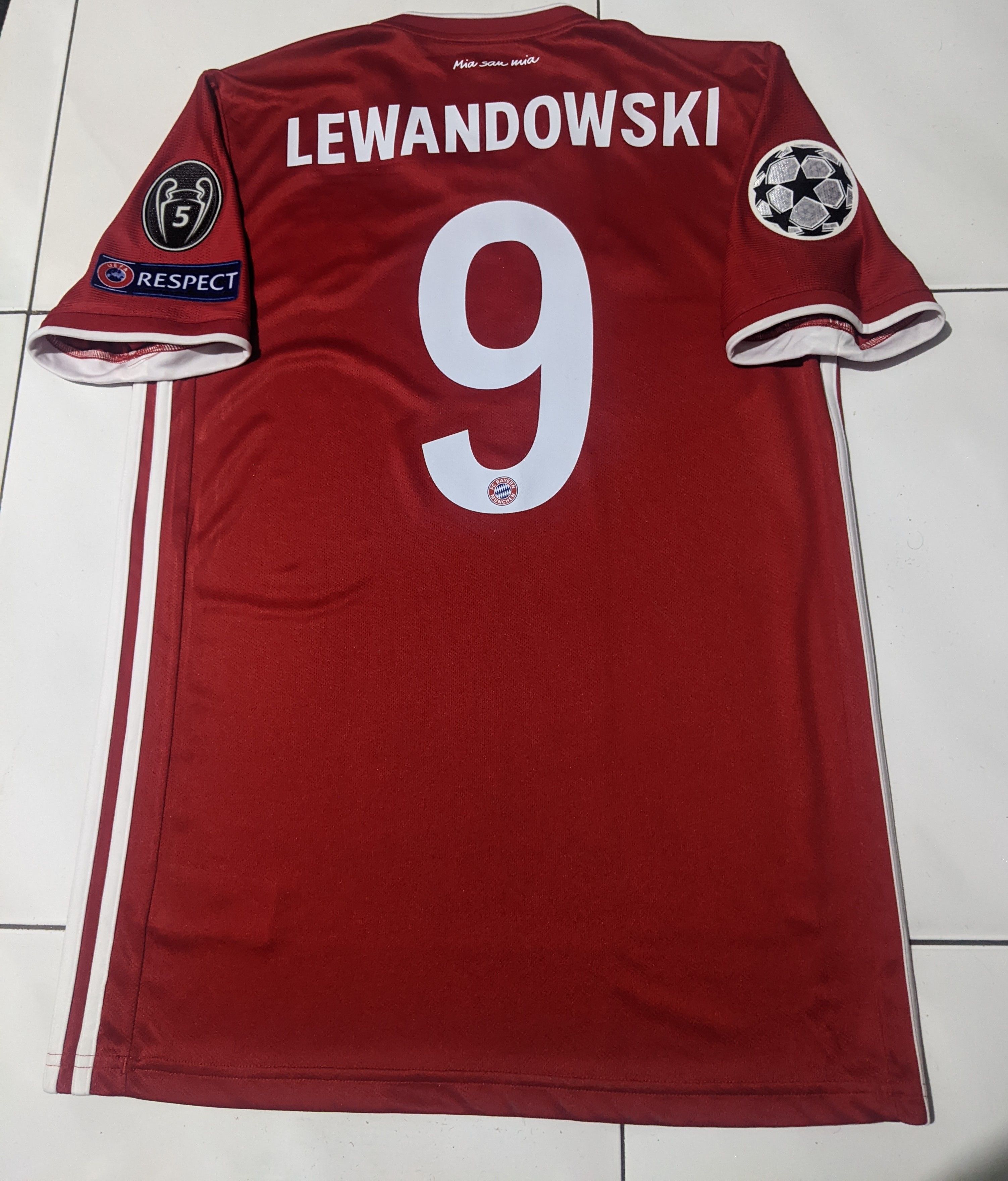 Adidas Bayern Munchen Final Lisbon 2020 Jersey Lewandowski 9 Size US S / EU 44-46 / 1 - 2 Thumbnail