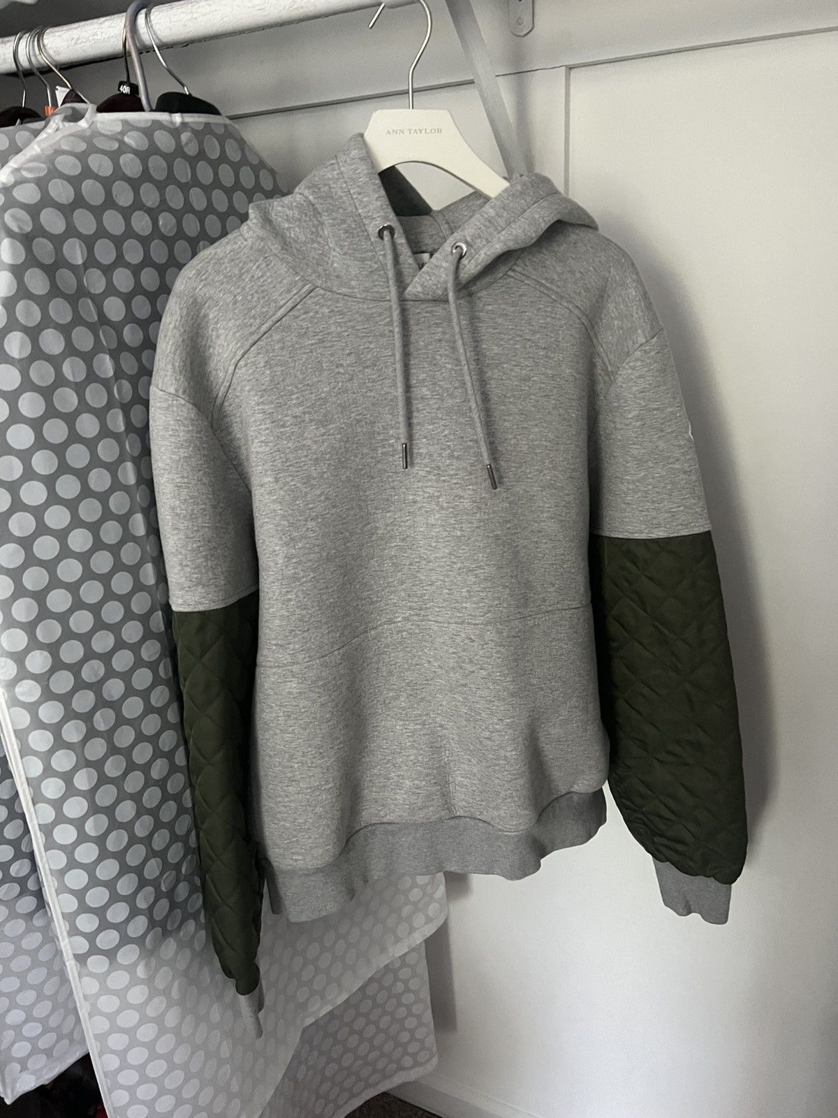 Moncler Moncler padded hoodie Size US XL / EU 56 / 4 - 3 Thumbnail
