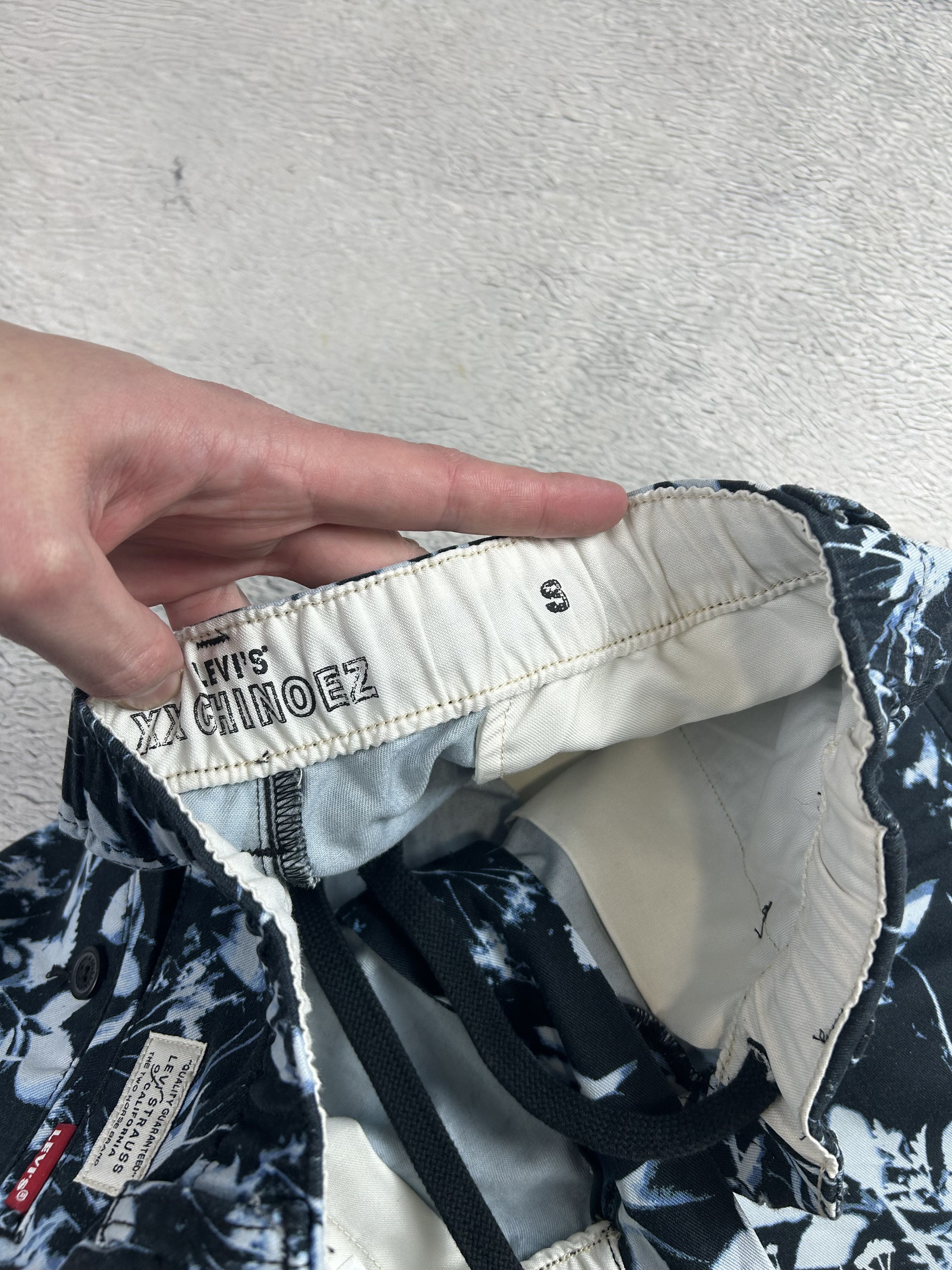 Levi's Levi's Premium XX Chino Ez Shorts In Civiar Black Floral Size US 30 / EU 46 - 7 Thumbnail
