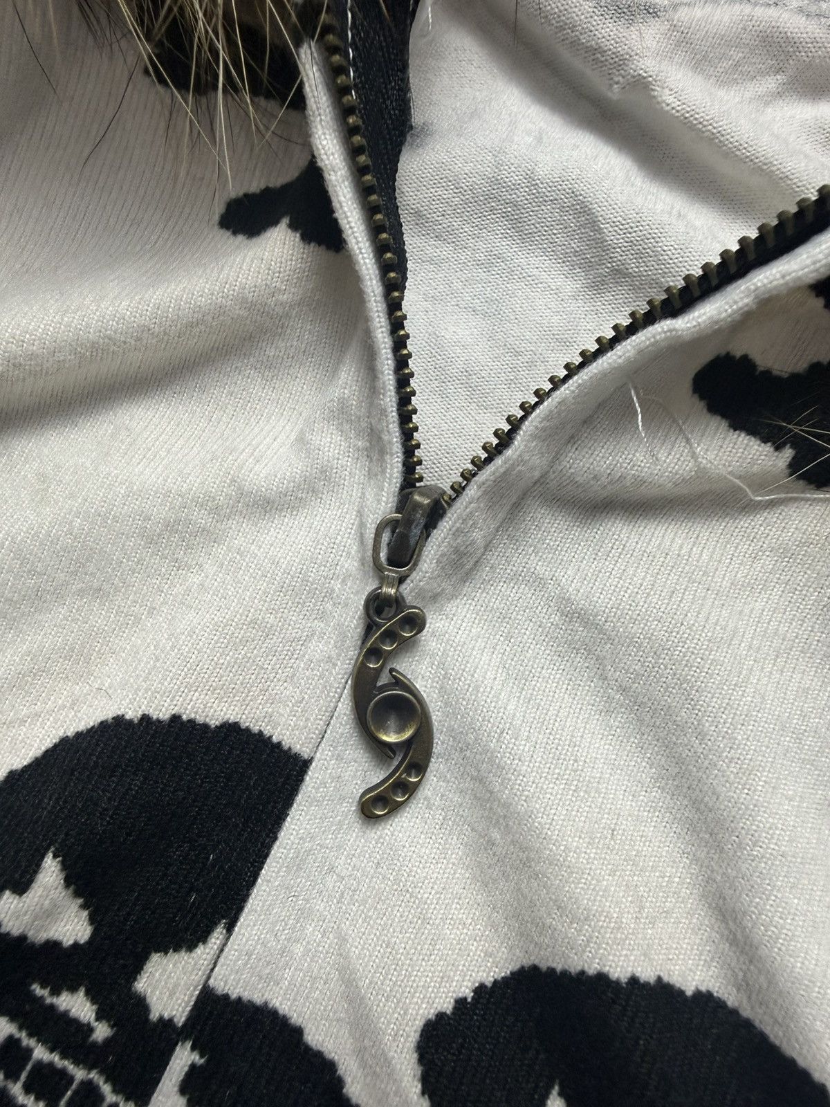 Le Grande Bleu (L.G.B.) Japanese skull fur hoodie knit Size US S / EU 44-46 / 1 - 6 Thumbnail