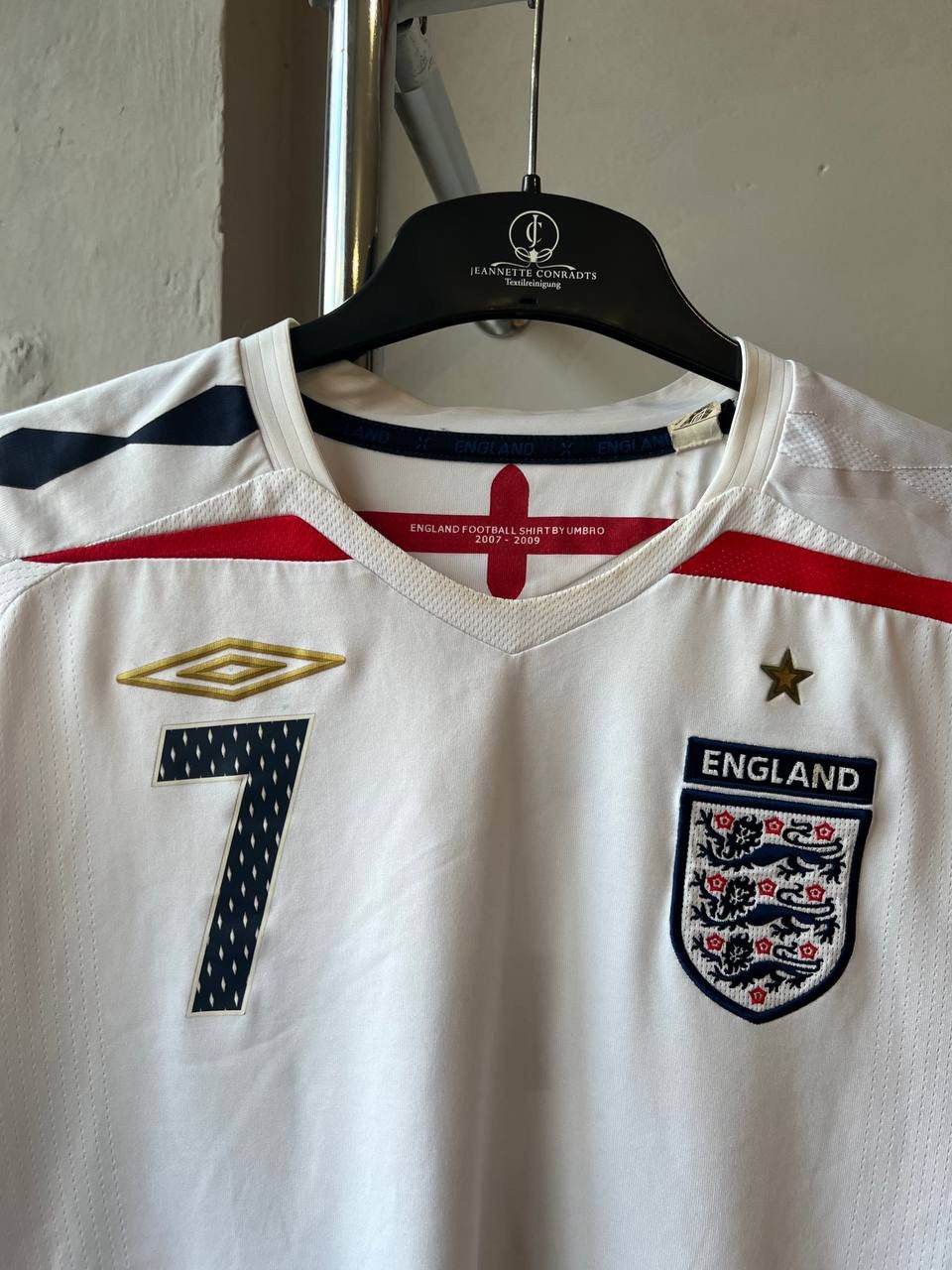 Umbro 2007/09 ENGLAND TEAM #7 WALCOTT SOCCER JERSEY FOOTBALL SHIRT Size US M / EU 48-50 / 2 - 4 Thumbnail