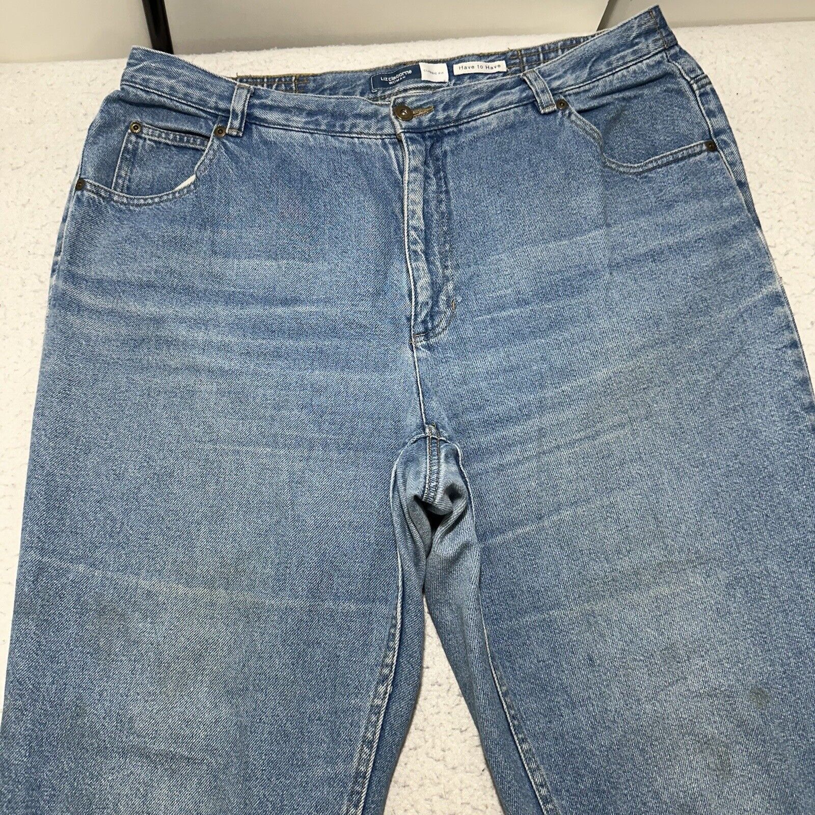 Liz Claiborne Liz Claiborne 18W Classic Fit Straight Leg Jeans Distressed Size 38" / US 16 / IT 52 - 2 Thumbnail