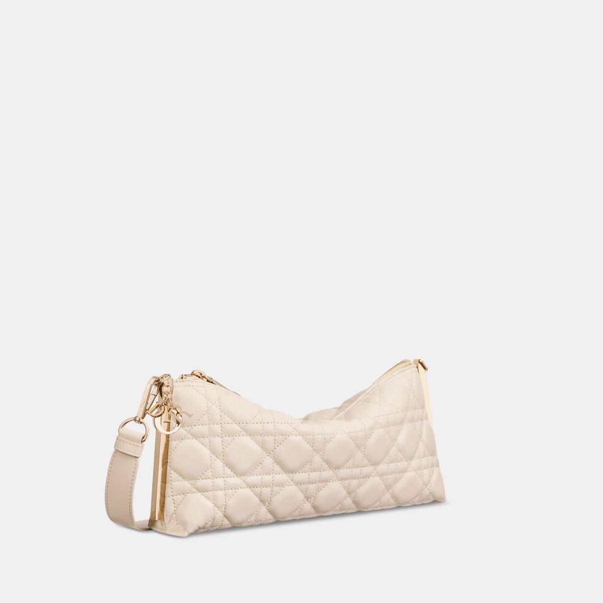 Dior o1bcso1str1124 Size: OS /Club Bag in Ivory Size ONE SIZE - 1 Thumbnail