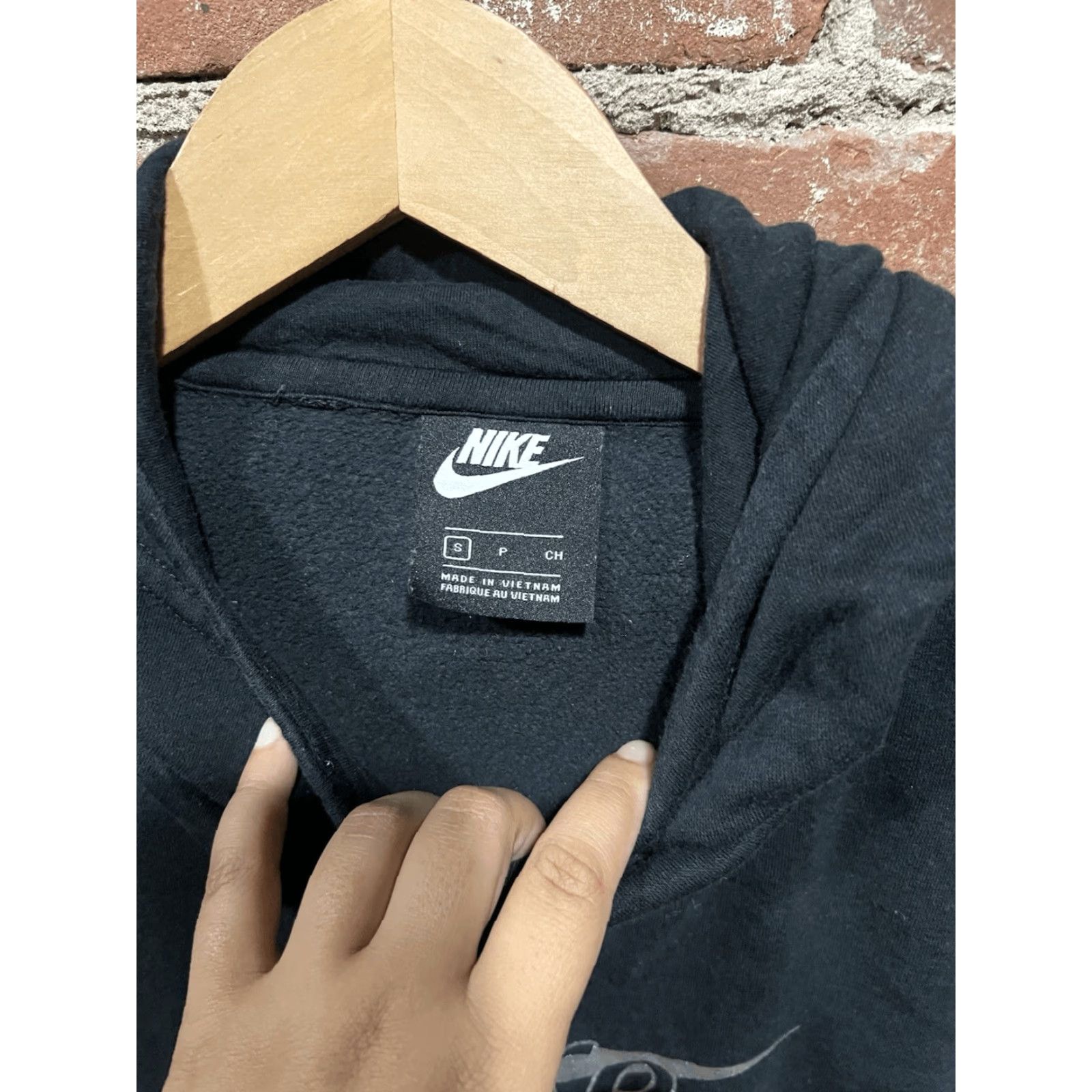 Nike Womens Nike Funnel Neck Hoodie Black S Pullover Hoodie Womens S Black Nike Funnel Neck Hoodie Size S / US 4 / IT 40 - 2 Thumbnail