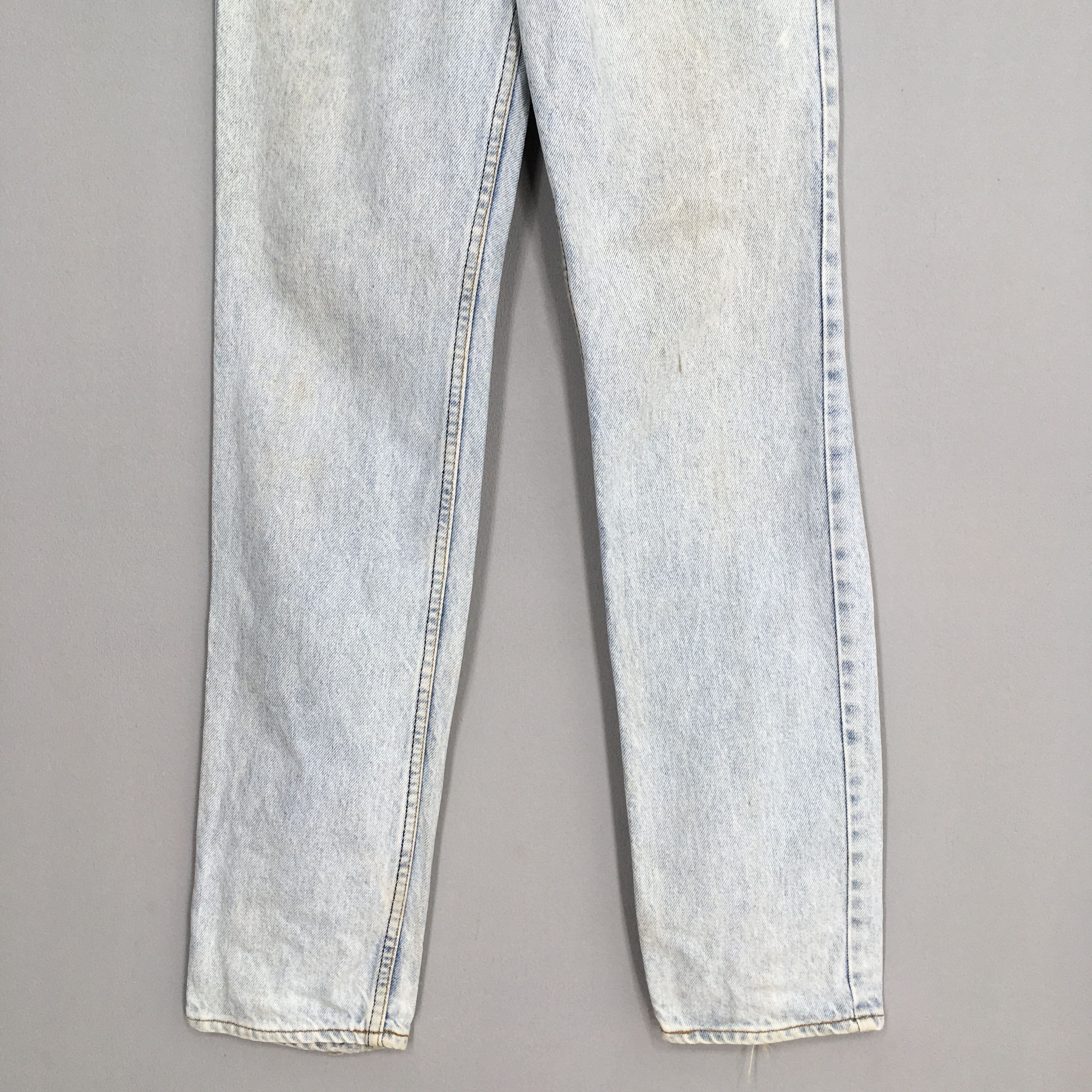 Levi's Size 29x32 Vintage Levi's 505 Pale Blue Slim Fit Jeans S178 Size US 29 - 3 Thumbnail