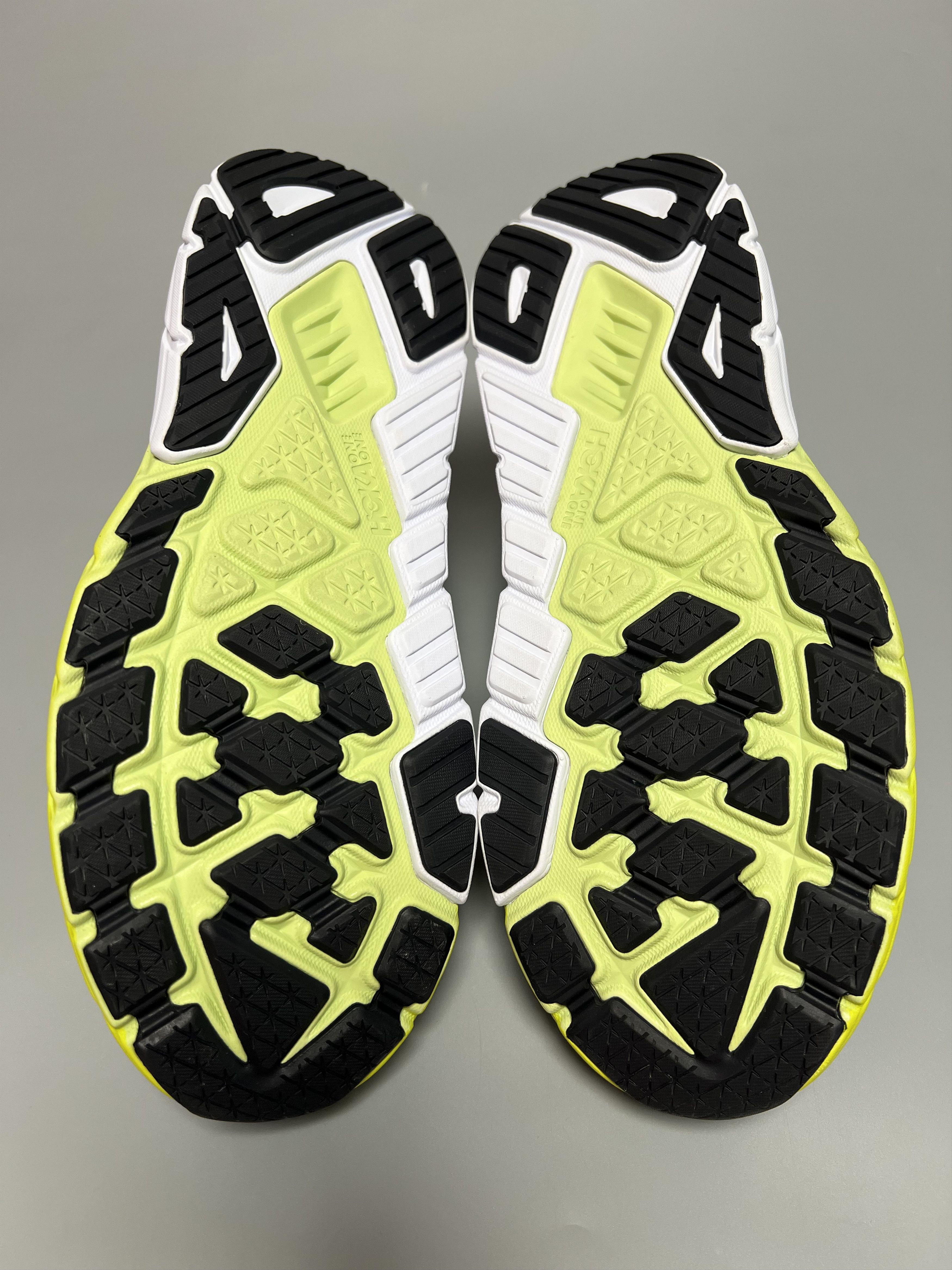 Hoka 12.5D Hoka One One Arahi 6 Running Shoes Walking Gym Size US 12.5 / EU 45-46 - 6 Thumbnail