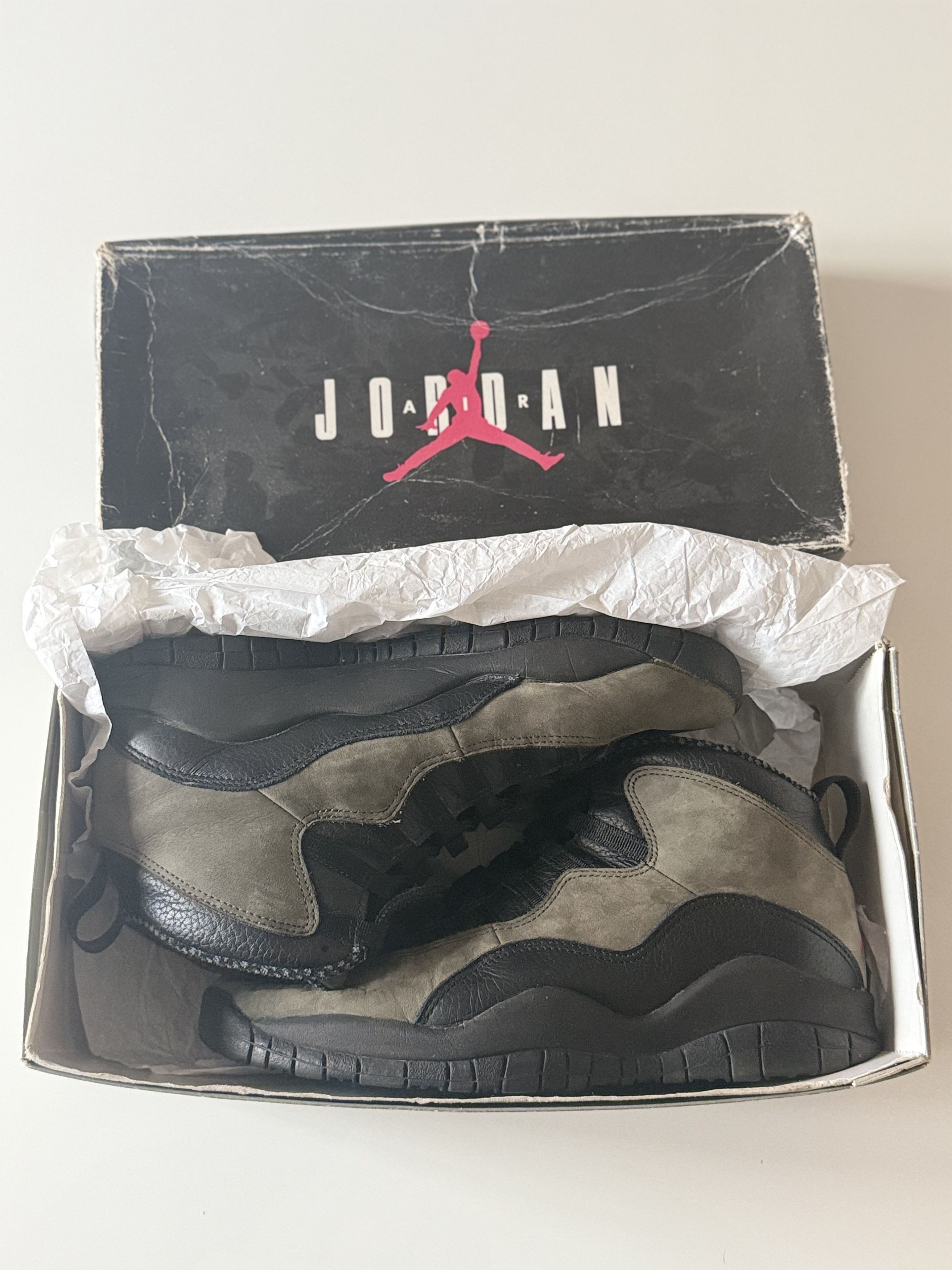 Jordan Brand Nike Air Jordan 10 Shadow OG 1994 (Made in Korea) Size US 9.5 / EU 42-43 - 1 Thumbnail