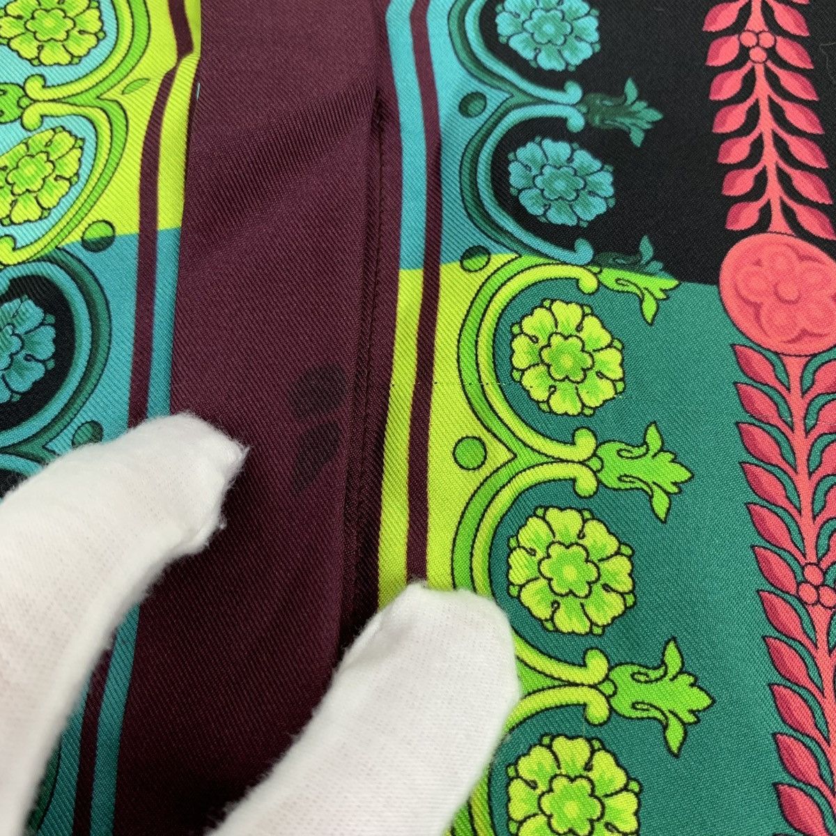 Versace Versace Multicolor Baroque Printed Mulberry Silk Shirt Size S / US 4 / IT 40 - 5 Thumbnail
