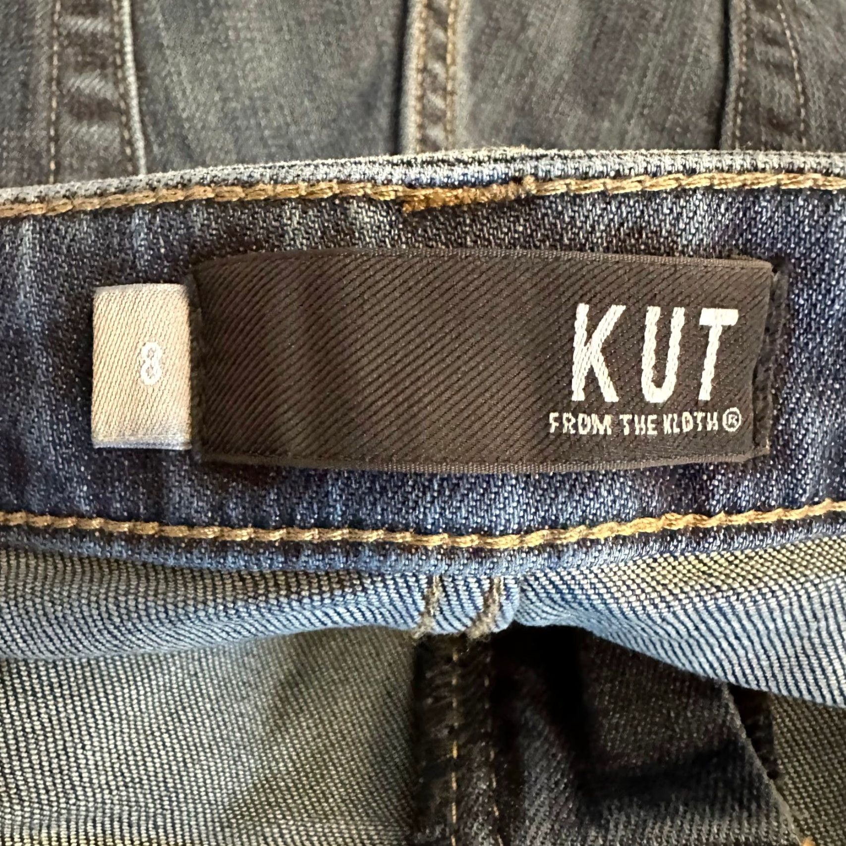 Vintage Kut from the Kloth Gidget Fray Denim Shorts Dark Wash Blue Size 8 Raw Hem Size 24" / US 00 / IT 34 - 5 Thumbnail