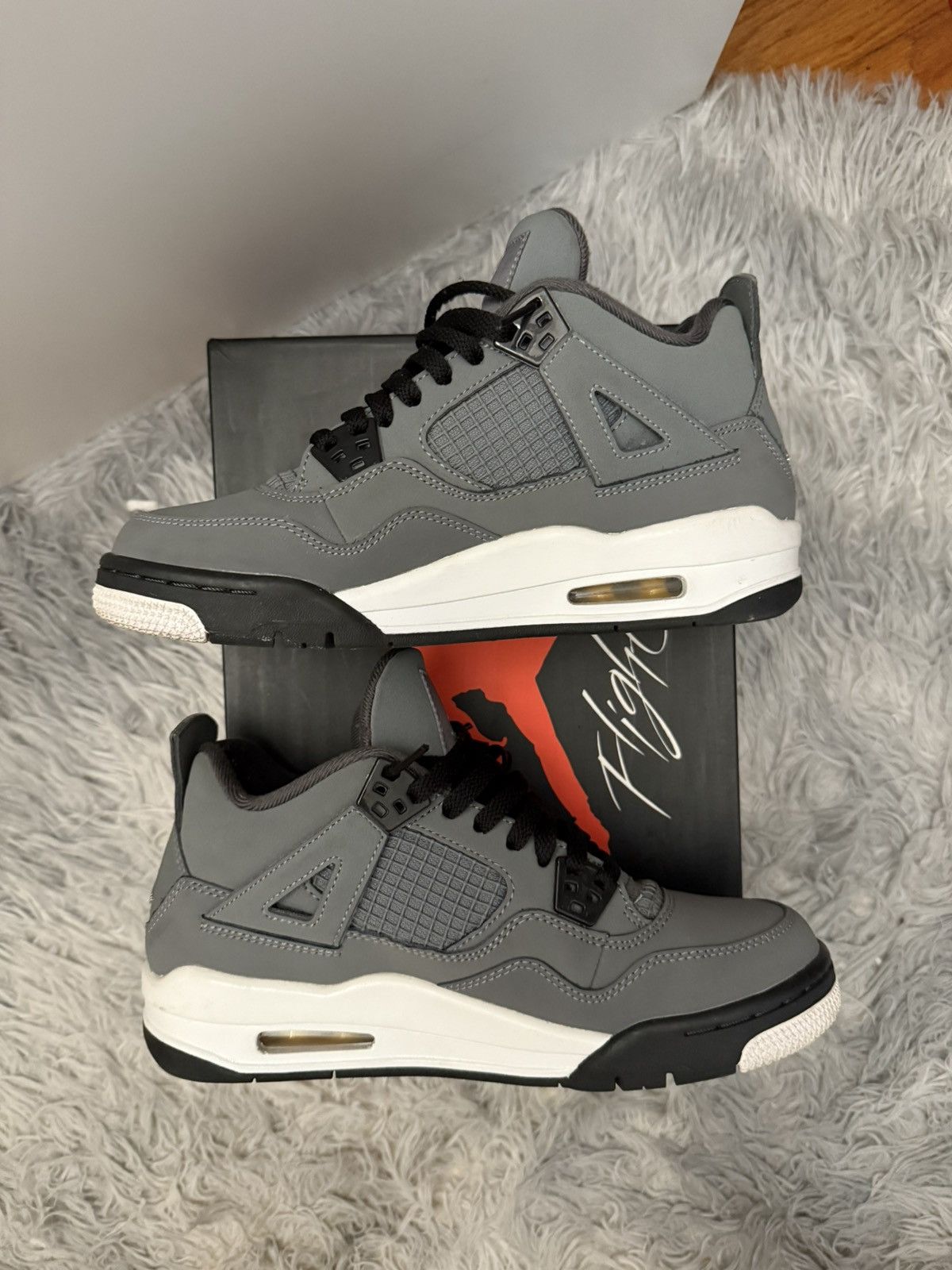 Jordan Brand Air Jordan Retro 4 GS Cool Grey Size US 6.5 / EU 39-40 - 1 Thumbnail