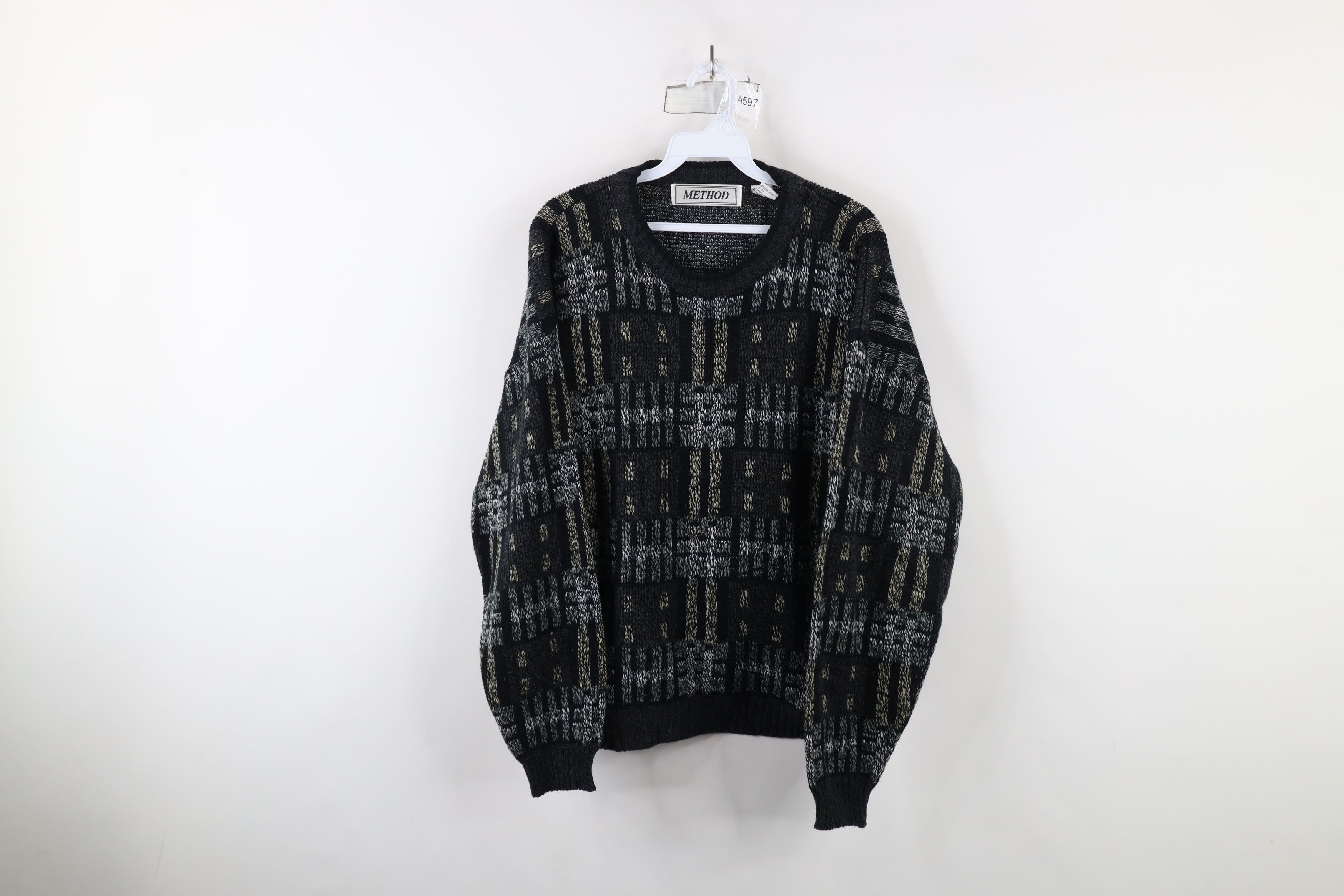 Vintage Vintage 90s Coogi Style Checkered Knit Dad Sweater Size US L / EU 52-54 / 3 - 1 Thumbnail