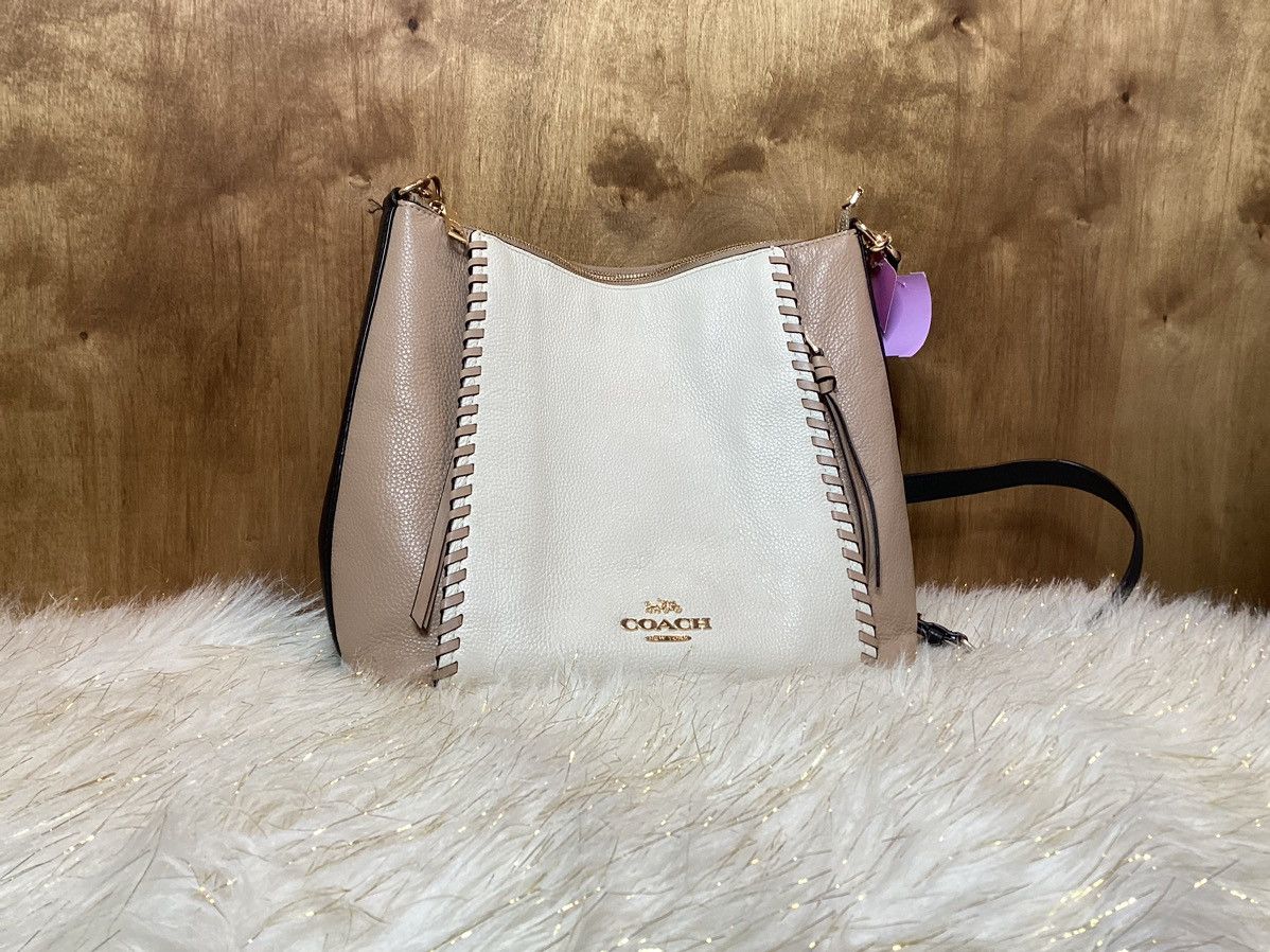Two-toned Coach Shoulder Bag