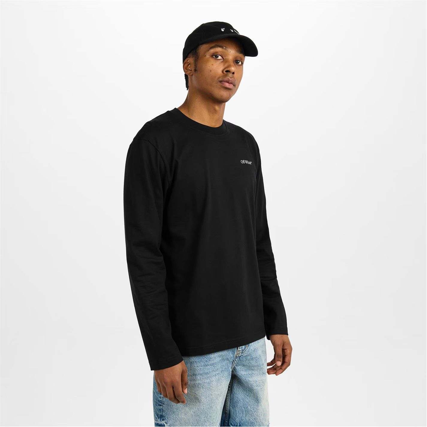 Off-White o1g2r1mq0226 Arrow Skate Long Sleeve T-Shirt In Black Size US XS / EU 42 / 0 - 3 Thumbnail