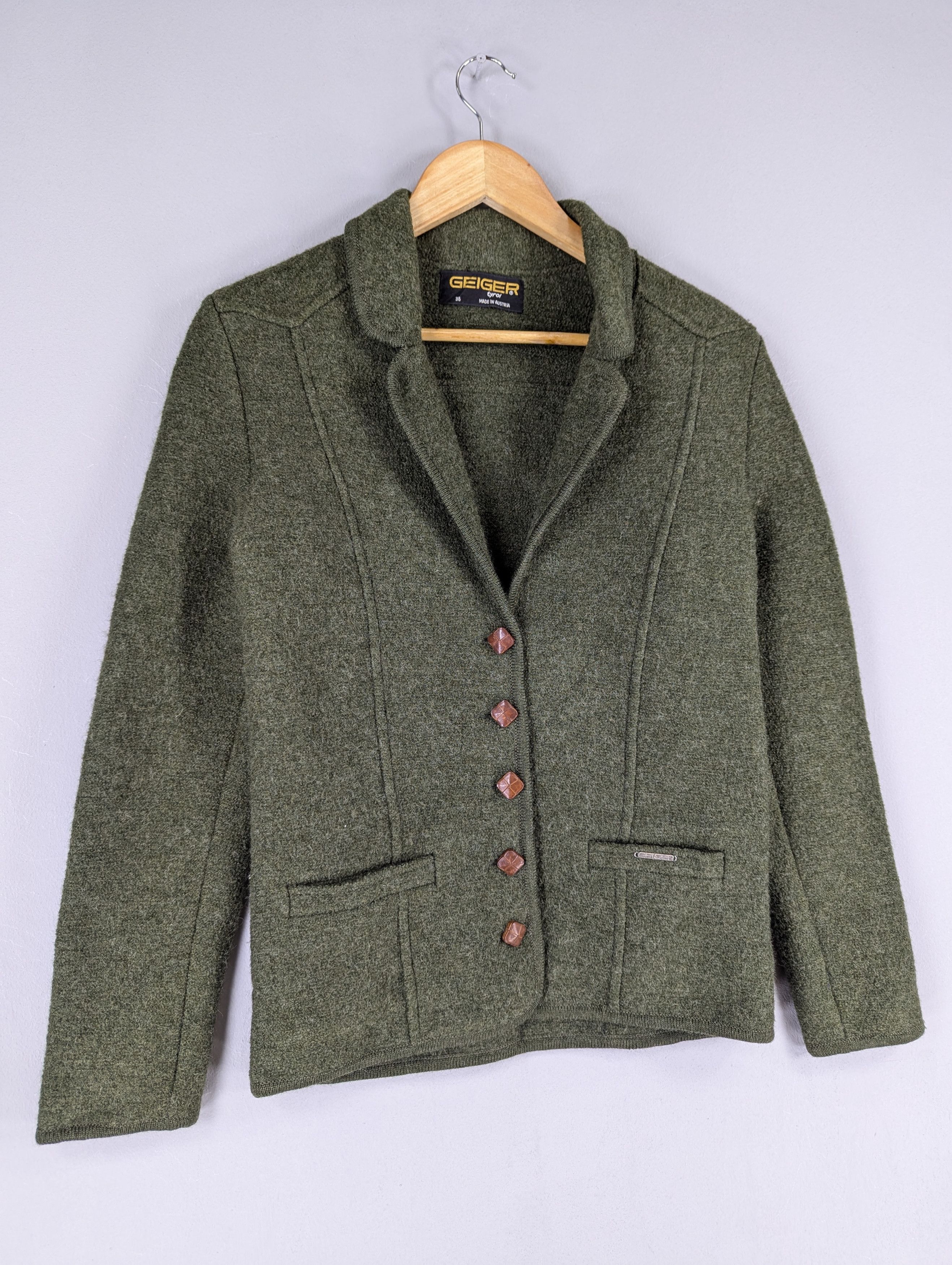 Designer Vintage 90s GEIGER Tyrol Wool Green Blazer Jacket Size XS / US 0-2 / IT 36-38 - 3 Thumbnail