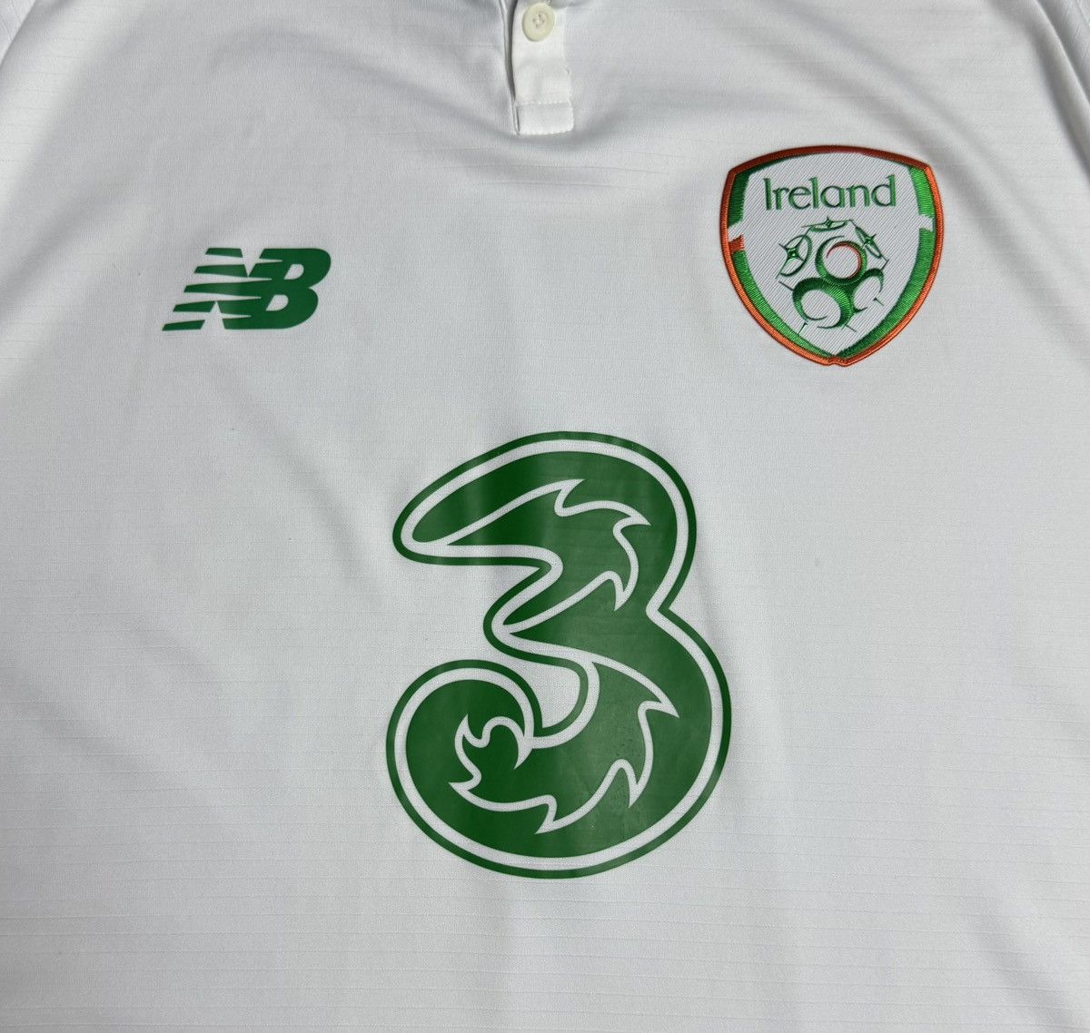 New Balance Ireland 2018 2019 Away Shirt Soccer Jersey New Balance Size US L / EU 52-54 / 3 - 5 Thumbnail