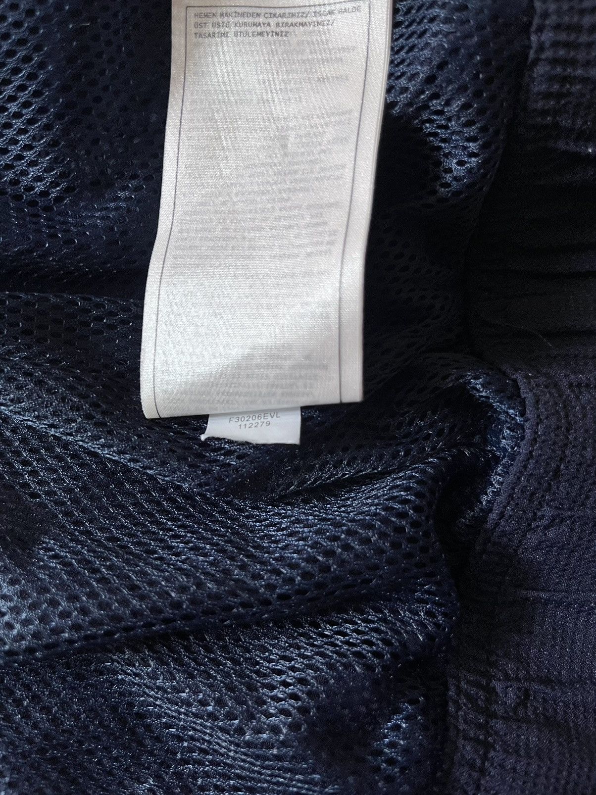 Nike Vintage Nike Team Zip Sweatshirt Y2K ACG Tn Size L Size US L / EU 52-54 / 3 - 5 Thumbnail