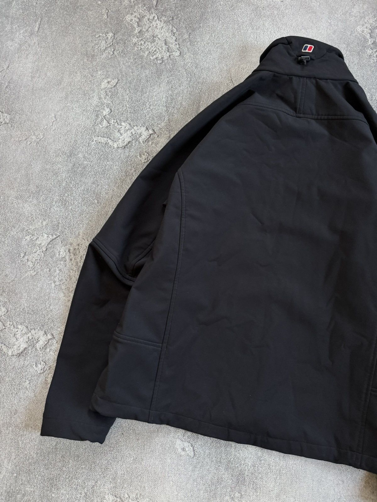 Berghaus Berghaus L Softshell black outdoor jacket gorpcore Size US L / EU 52-54 / 3 - 15 Thumbnail