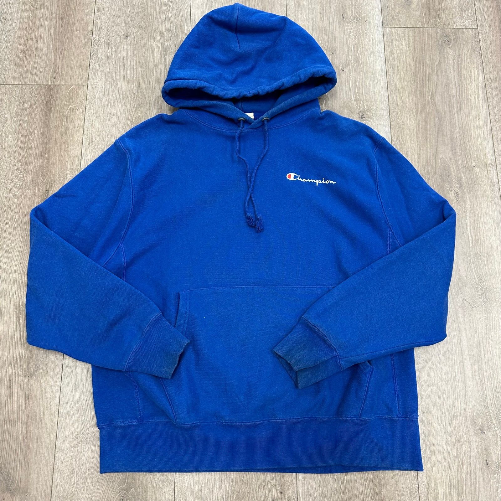 Champion vintage blue Champion reverse weave script Hoodie Sweater Size US L / EU 52-54 / 3 - 1 Thumbnail