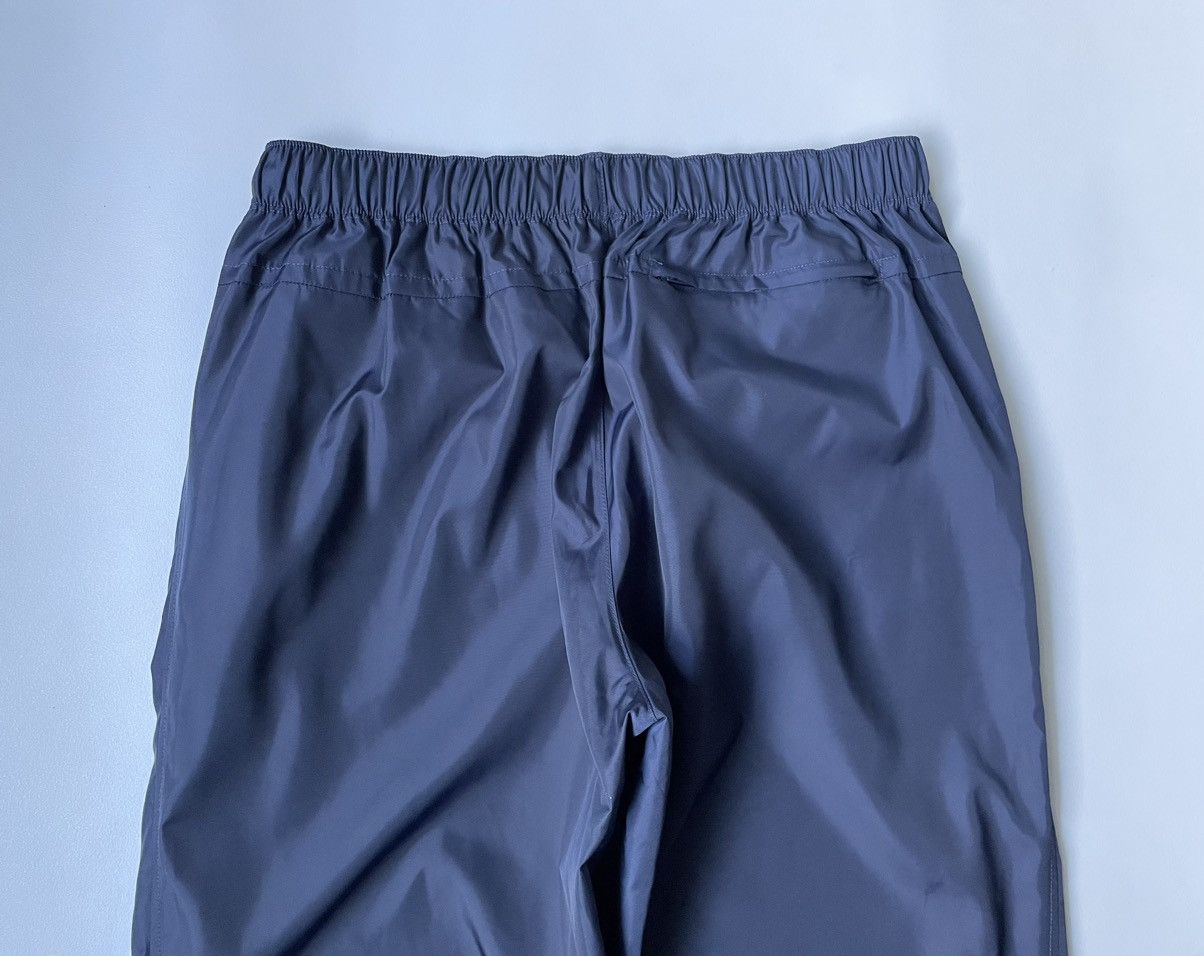 Comme des Garcons Blue Nylon Tech Trousers Size US 32 / EU 48 - 11 Thumbnail