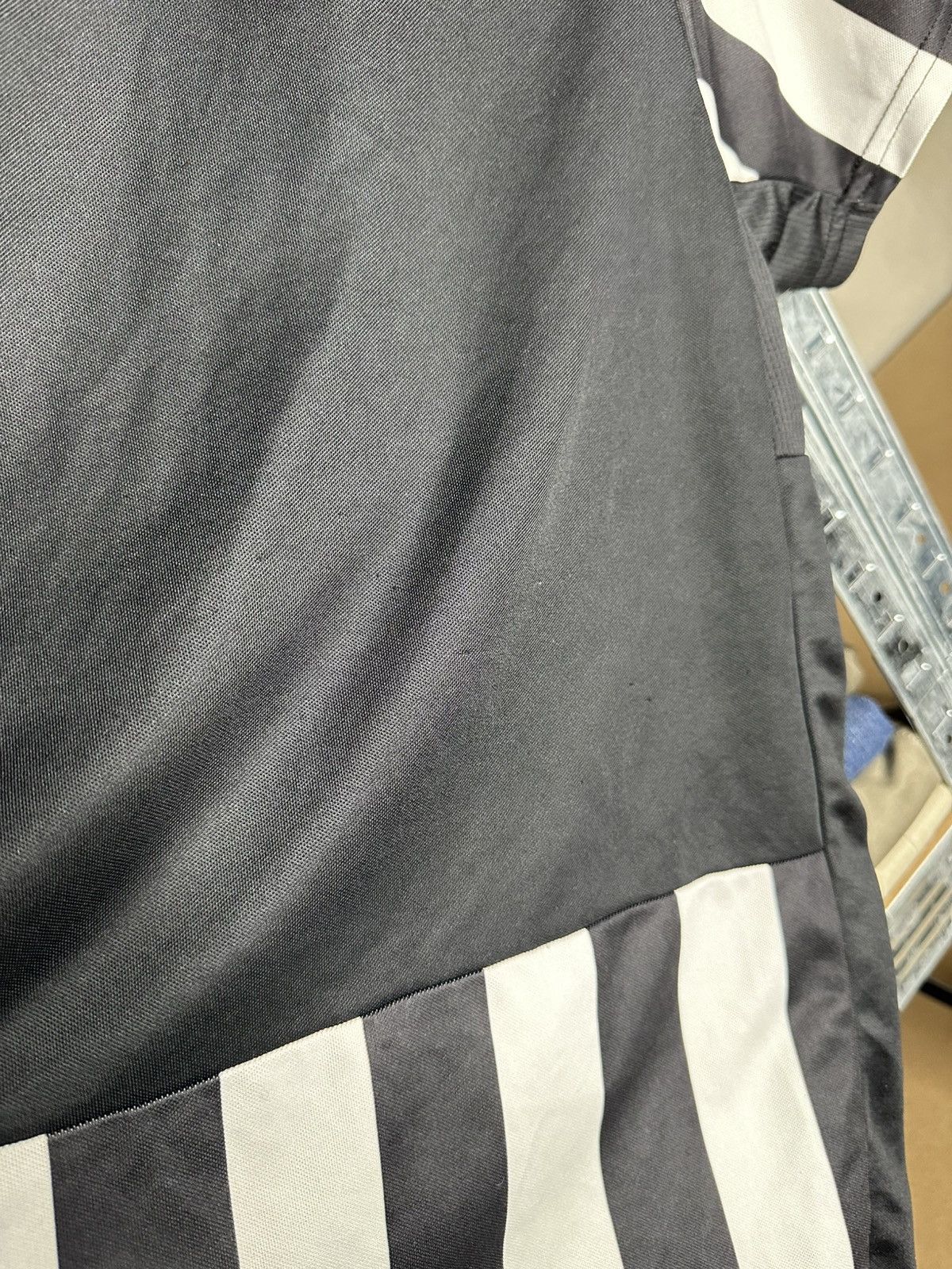 Puma 2014-2015 Newcastle United Puma Home Jersey Football Shirt Size US M / EU 48-50 / 2 - 18 Thumbnail