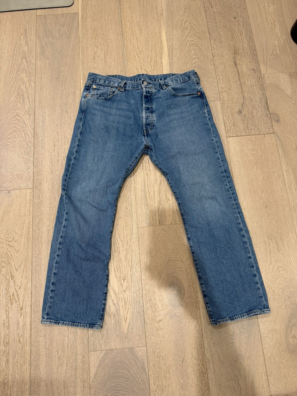 Levi's Levi’s 501 Original Jeans —Medium Wash — 38x30 — Gently Used Size US 38 / EU 54 - 1 Thumbnail