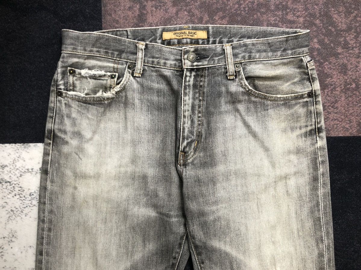 Uniqlo Vintage Japanese Distressed Black Faded Uniqlo Jeans Size US 35 - 3 Thumbnail