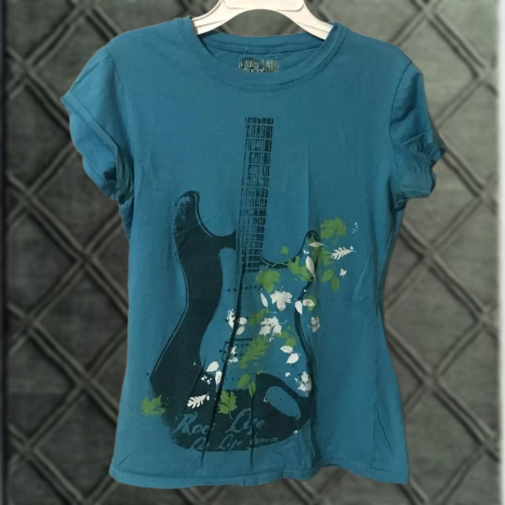 Olive Live Life Green Blue Tee Shirt Short Sleeve Size Medium Guitar T-Shirt Women Juniors Cap Sleeve Logo Rock Summer Blue Mens? Size M / US 6-8 / IT 42-44 - 1 Thumbnail