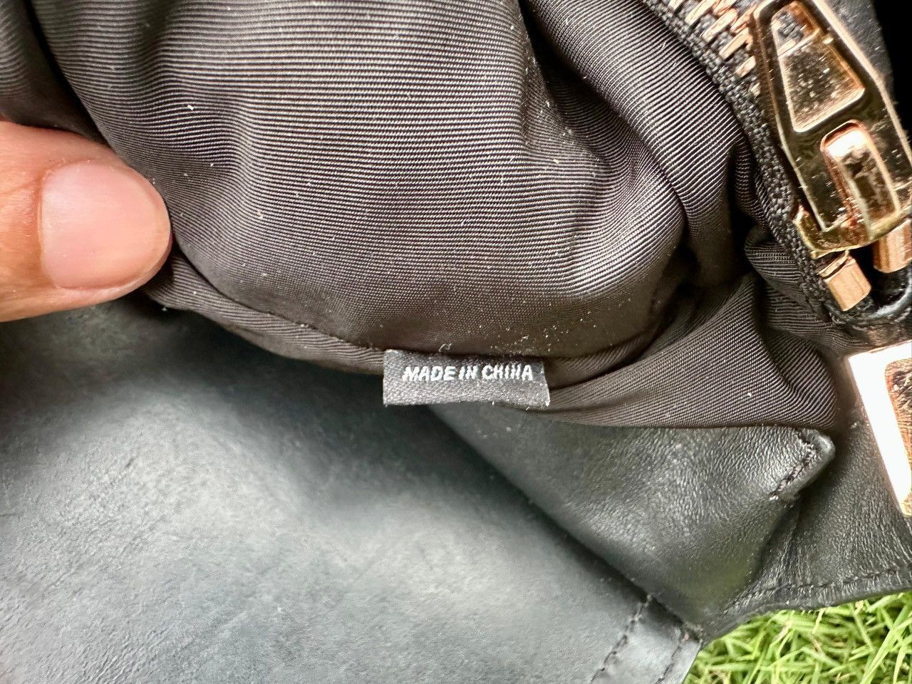 Alexander Wang Authentic Alexander Wang Marion Leather Shoulder Bag Size ONE SIZE - 6 Thumbnail