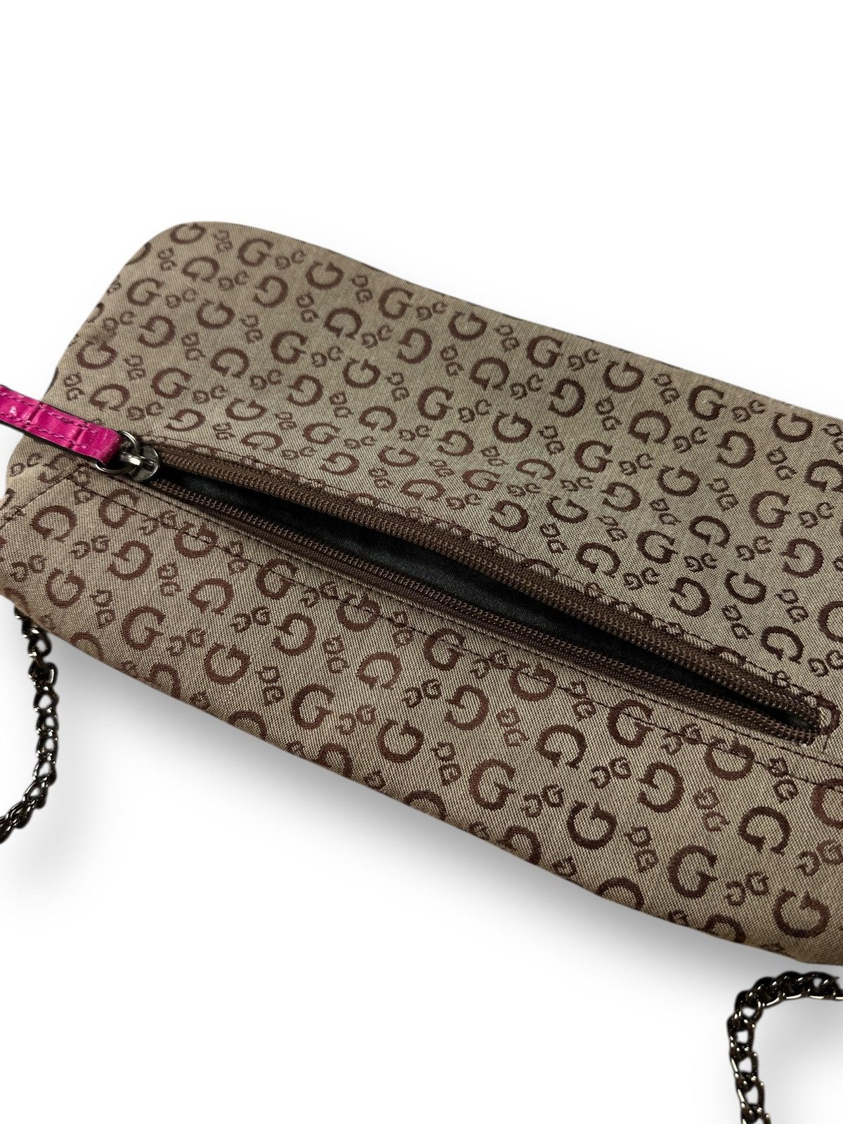 Guess Vintage Y2K Guess Monogram Retro Avant Garde Shoulder Bag Size ONE SIZE - 16 Thumbnail