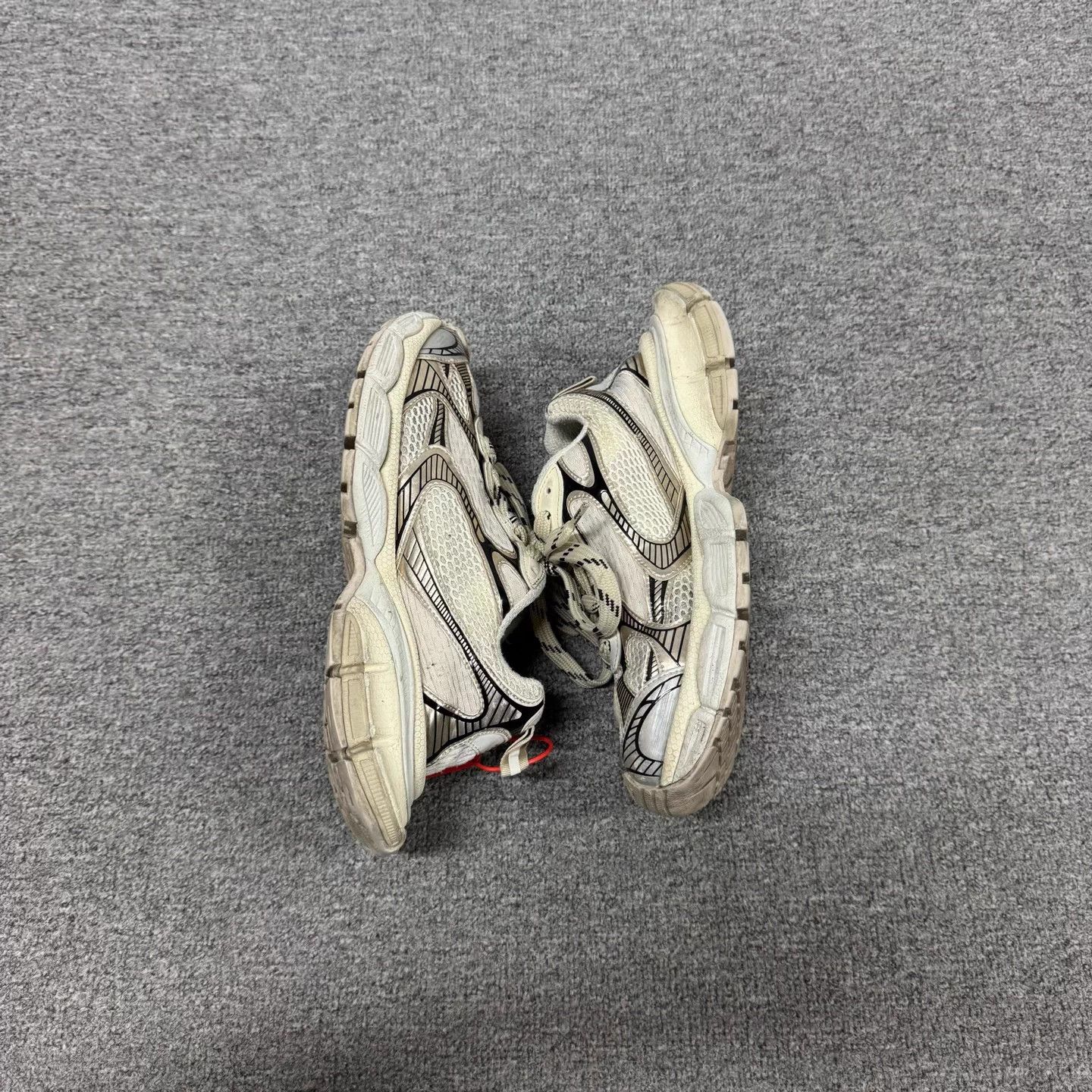 Balenciaga Balenciaga Distressed Dad Shoe 39 98 New Size US 9 / IT 39 - 5 Thumbnail