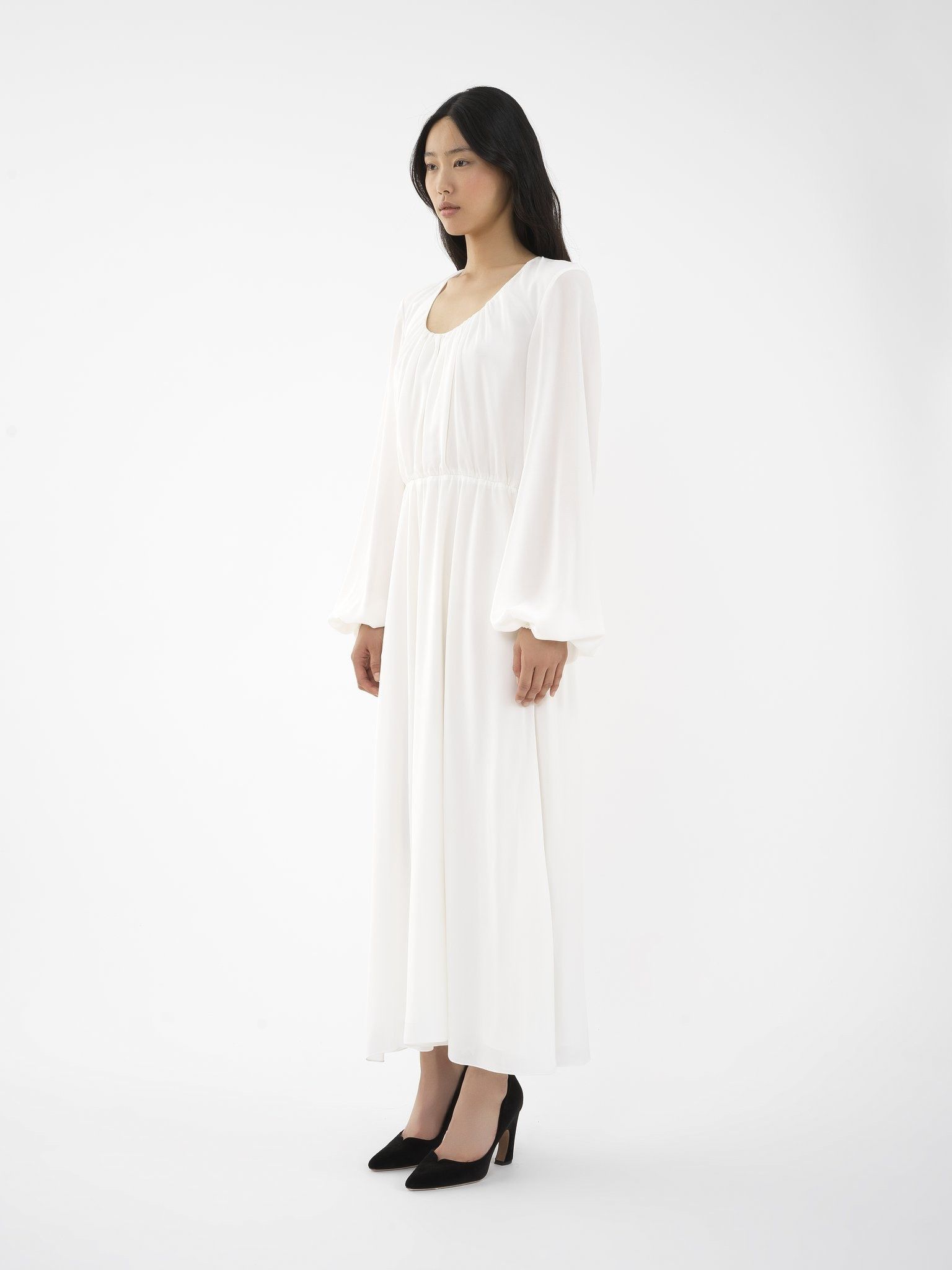 Chloe o1loc1c0325 CHC24 Dress in White Size M / US 6-8 / IT 42-44 - 3 Thumbnail
