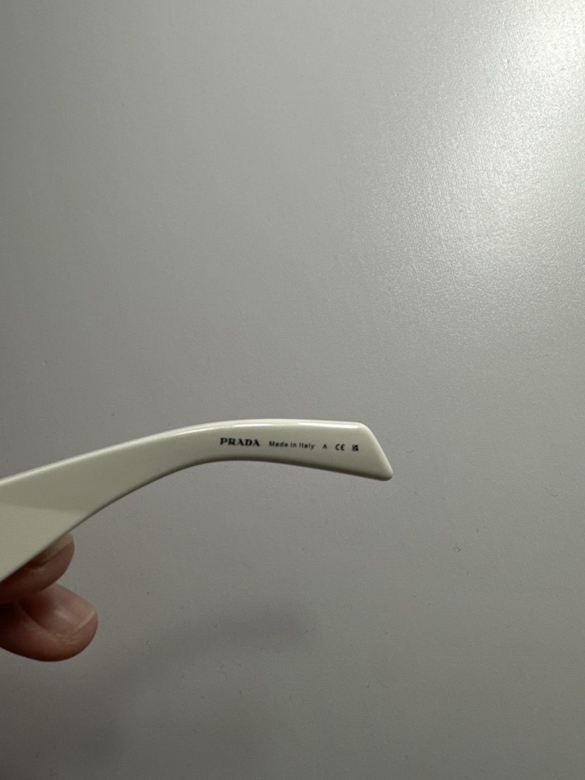Prada PRADA WHITE SYMBOLE SUNGLASSES Size ONE SIZE - 6 Thumbnail