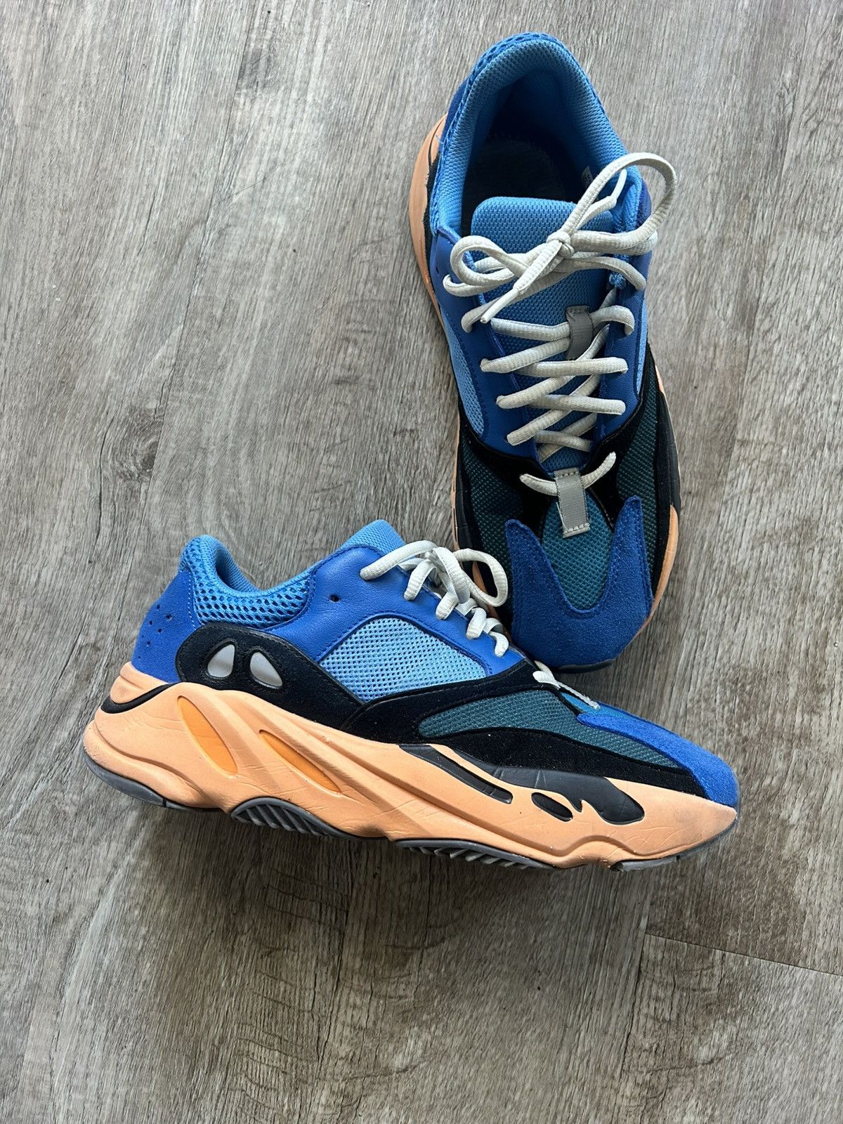 Yeezy Yeezy Boost 700 adidas ‘Bright Blue’ Size US 9.5 / EU 42-43 - 5 Thumbnail
