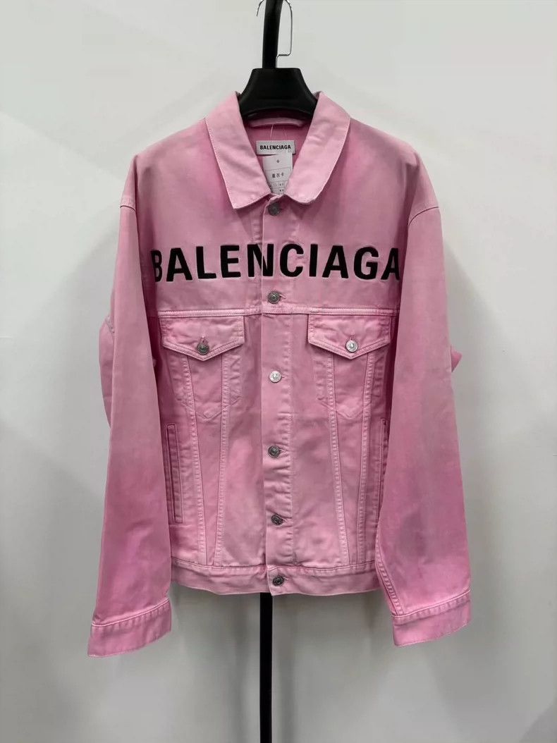 Balenciaga Balenciaga size 34 Valentine's Day Collection Solid Front L Size US S / EU 44-46 / 1 - 1 Thumbnail