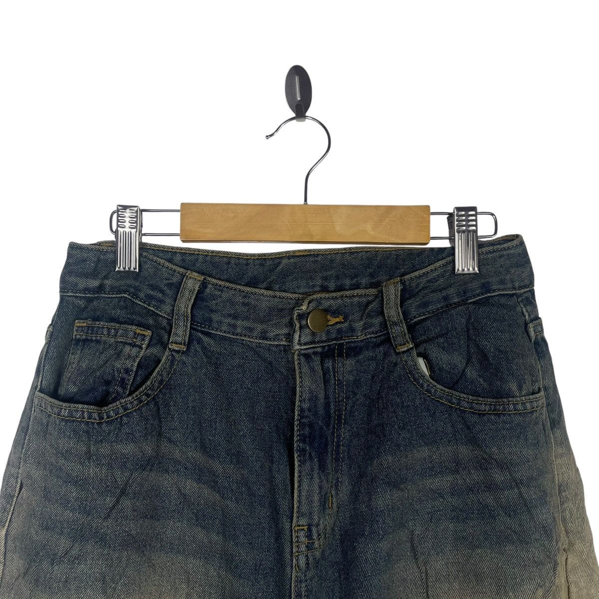 Forever 21 Vintage FOREVER 21 Distressed Wide Leg Denim Jeans Washed Size 26" / US 2 / IT 38 - 3 Thumbnail