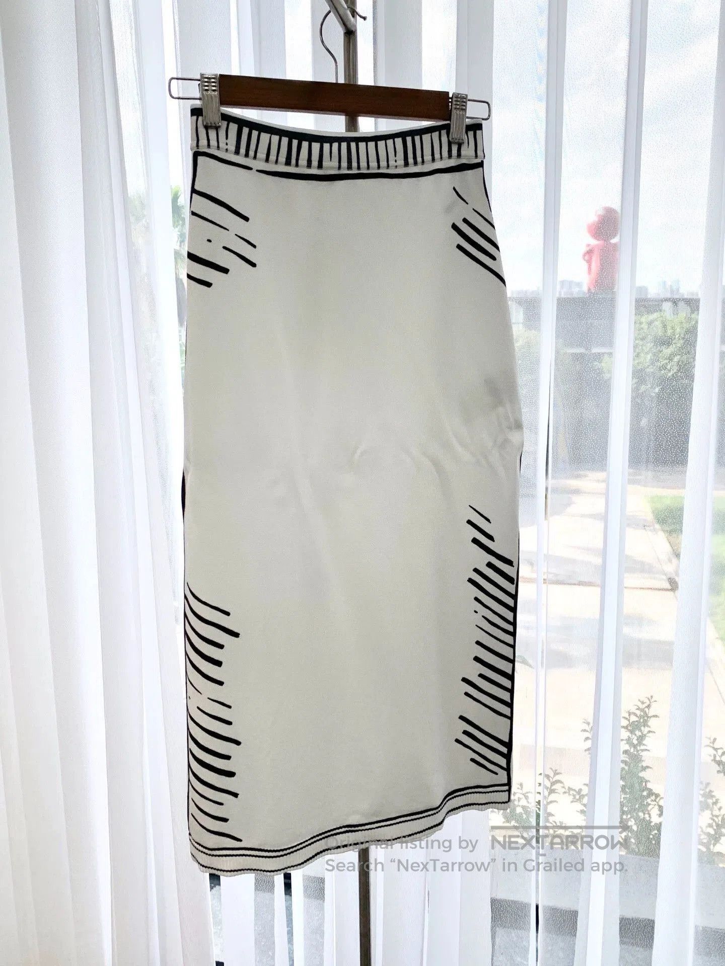 Fendi Fendi Line Graffiti Knit Skirt. Size US 40 / EU 56 - 1 Thumbnail