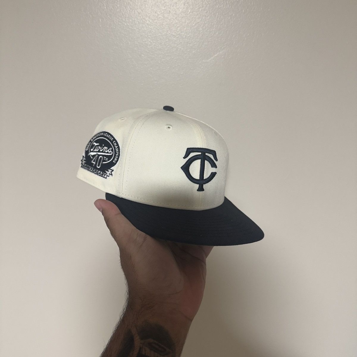 New Era Twin City Two Tone Hat Club 71/2 Size ONE SIZE - 1 Thumbnail