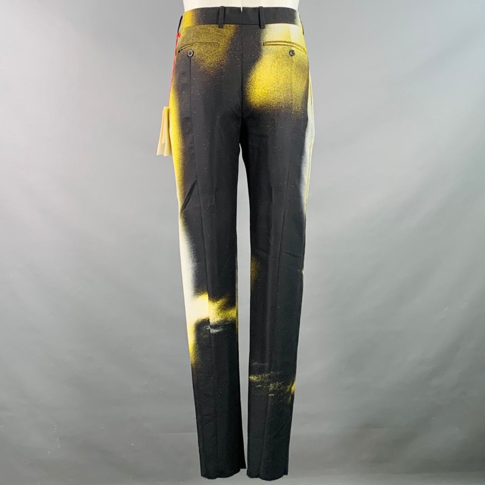Alexander McQueen FW22 Size 38 Black White Yellow Painted Viscose Suit Size 38R - 6 Thumbnail