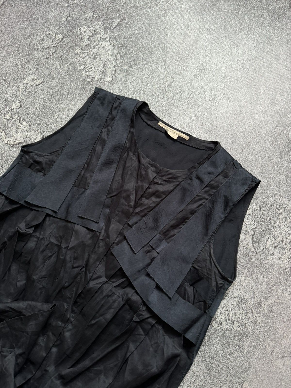 Marithe + Francois Girbaud Marithe Francois Girbaud I42/F38 Avantgarde blouse tank top Size M / US 6-8 / IT 42-44 - 2 Thumbnail