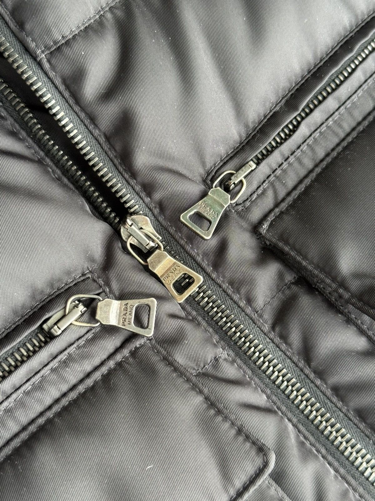 Prada Prada Badge Logo Cargo Gabardine Nylon/Lamb Puffer Down Vest Size US M / EU 48-50 / 2 - 13 Thumbnail