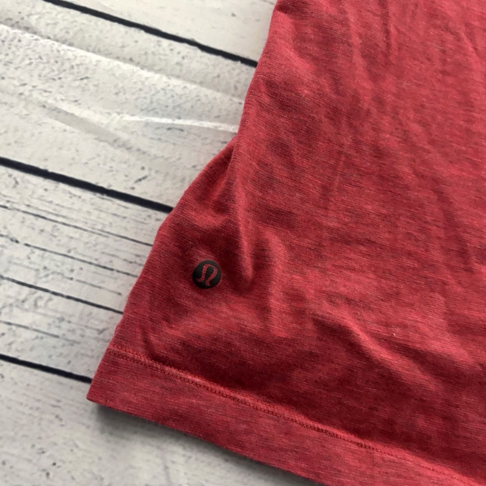 Lululemon Lululemon Short Sleeve Button Front Polo Shirt Mens XL Red Size US XL / EU 56 / 4 - 4 Thumbnail