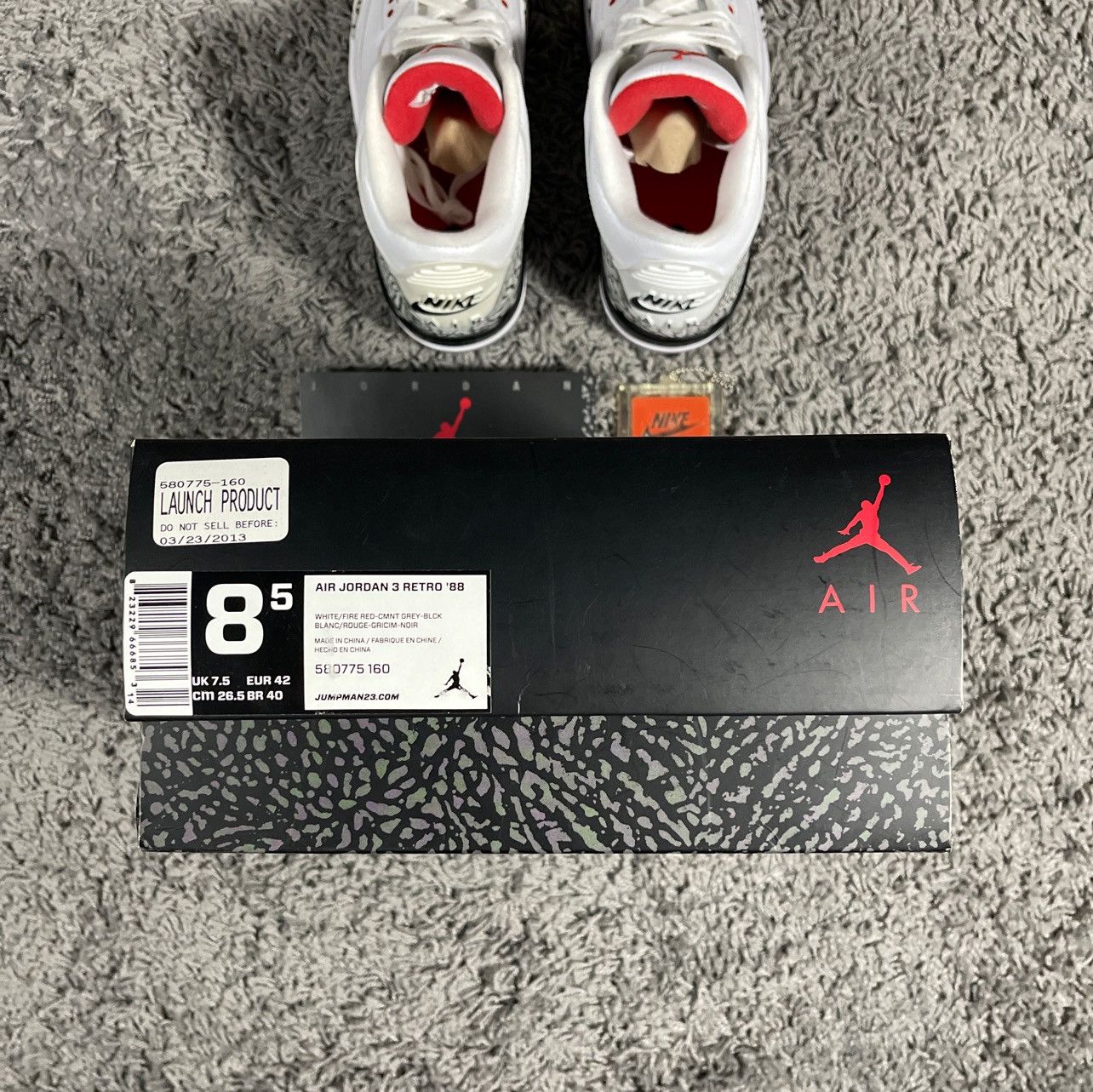 Jordan Brand 2013 Jordan 3 White Cement 88 Dunk Contest Size US 8.5 / EU 41-42 - 8 Thumbnail