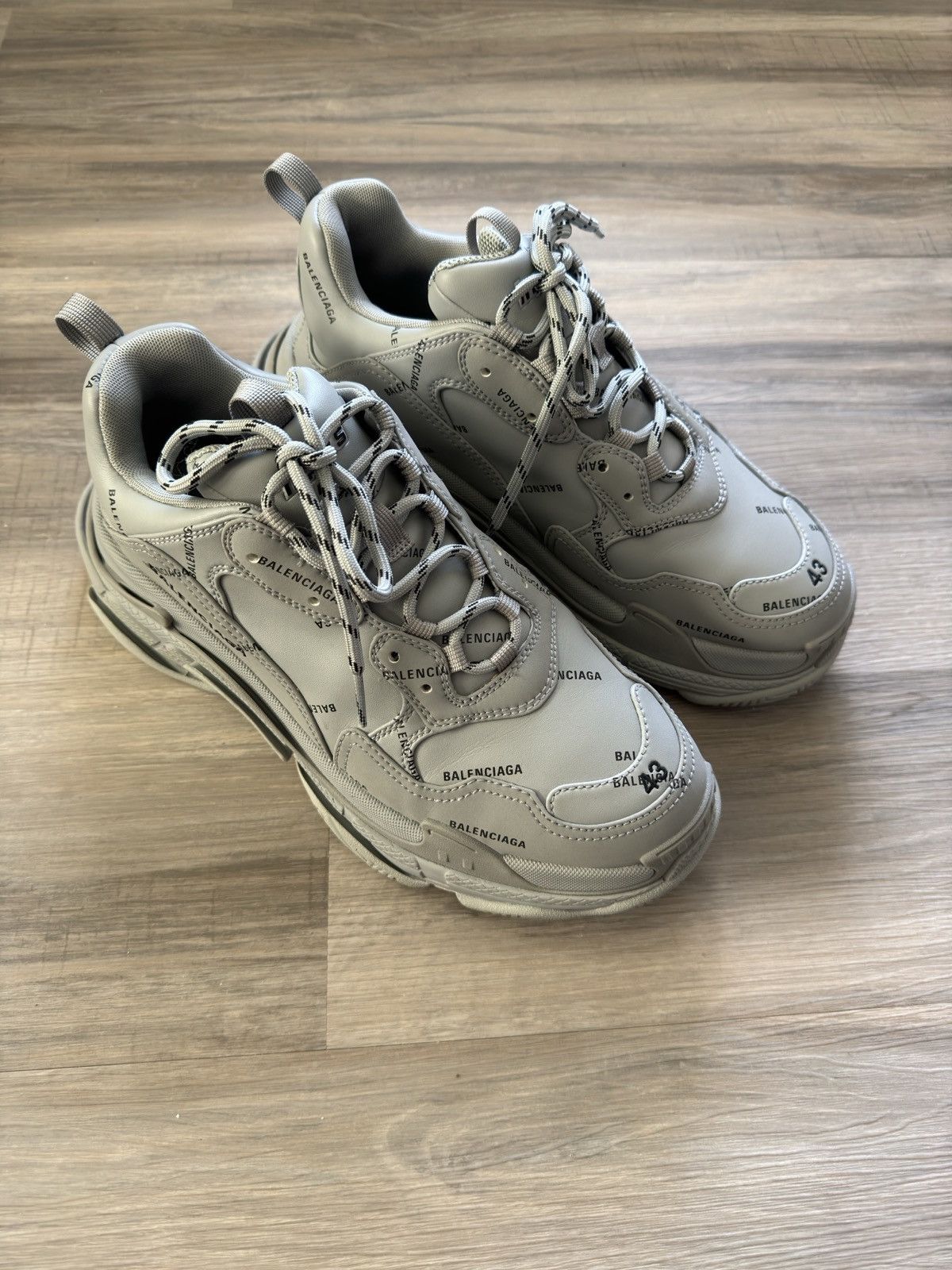 Balenciaga Gray Men’s Balenciaga Tripple S Logo Size US 10 / EU 43 - 5 Thumbnail