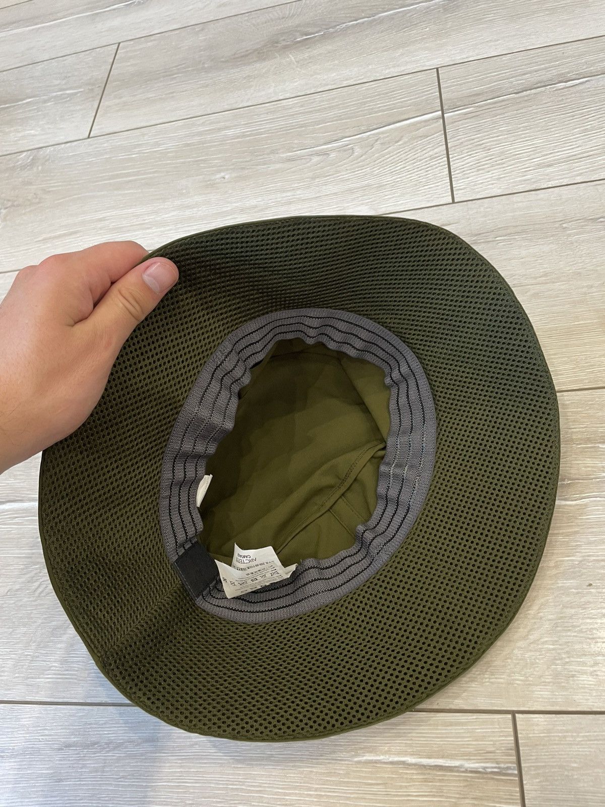 Arc'teryx Arc’teryx Sinsola Bucket Hat Sz S-M Khaki Nylon Size ONE SIZE - 5 Thumbnail