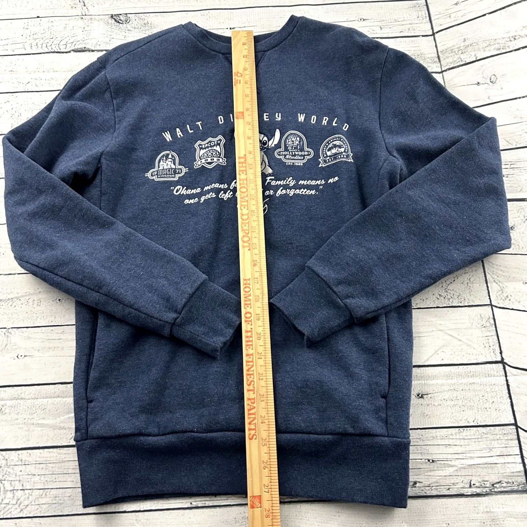 Disney Walt Disney World Stitch Lilo Pullover Sweatshirt Men's Small Blue Shirt Uma Disney Stitched Lilo Pullover Crewneck Sweatshirt Mens Small Blue Size US S / EU 44-46 / 1 - 2 Thumbnail