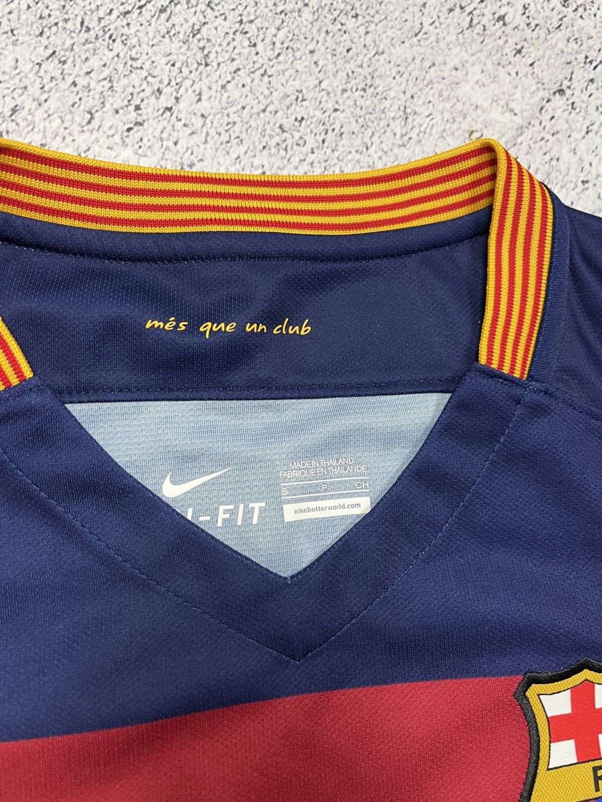 Nike × Vintage Nike FC Barcelona 2015/2016 Soccer Jersey Football Rare Size US S / EU 44-46 / 1 - 8 Thumbnail