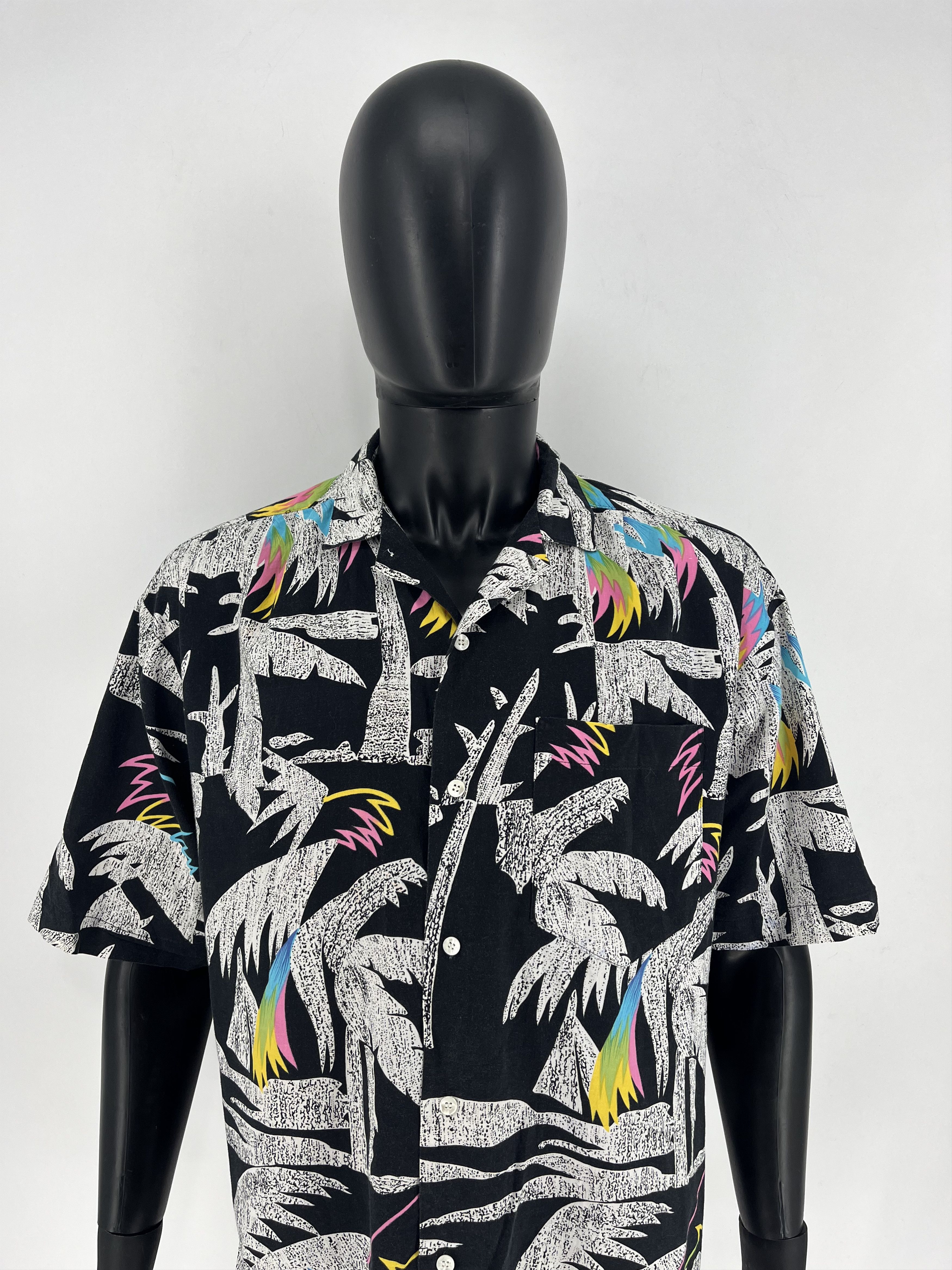 Vintage Vintage Y2K Art Streetwear Hawaiian Travis Scott style Size US L / EU 52-54 / 3 - 1 Thumbnail