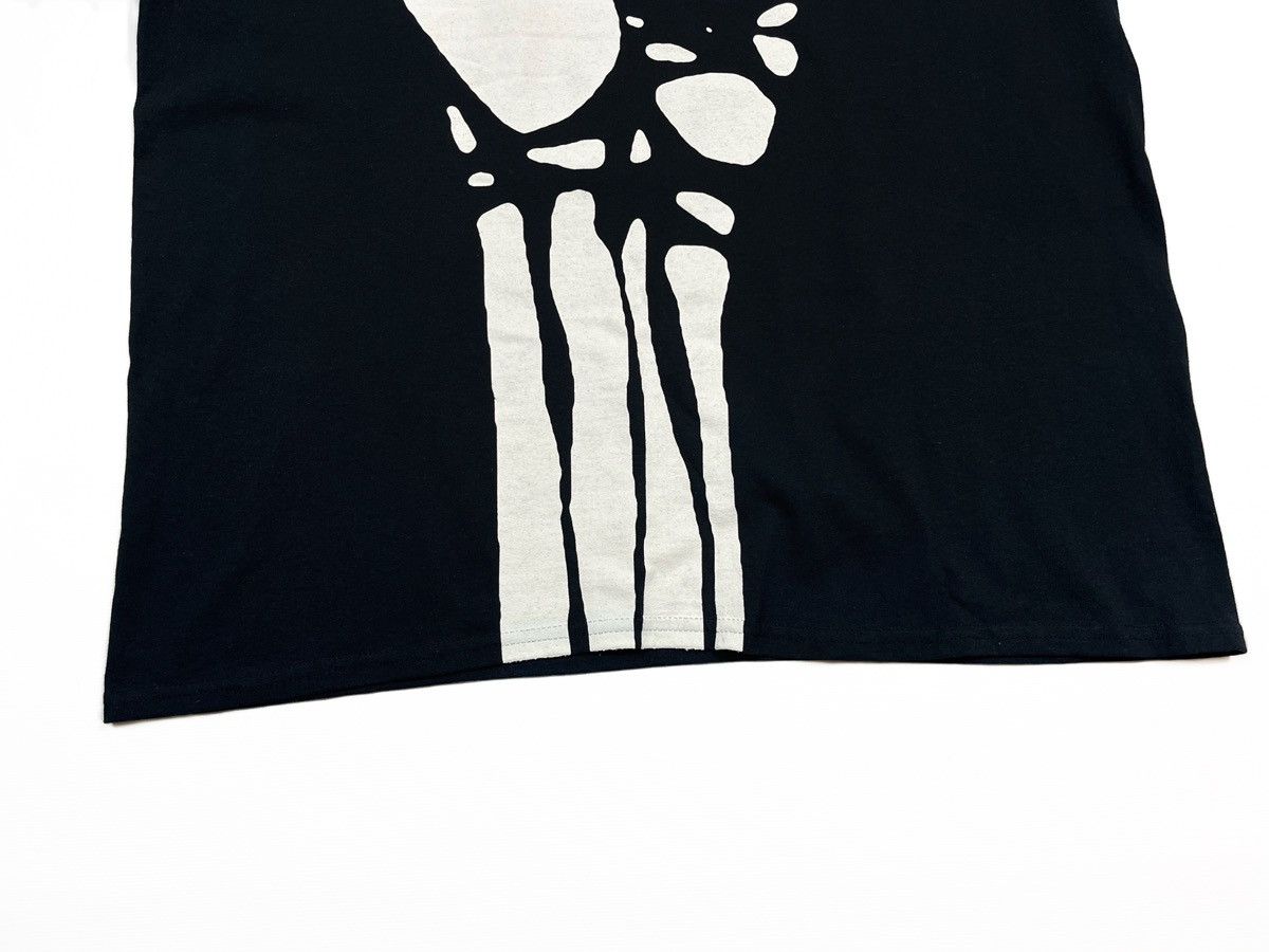 Rage Against The Machine 2014 Rage Against The Machine Tee T-Shirt Fist logo size XL Size US XL / EU 56 / 4 - 3 Thumbnail